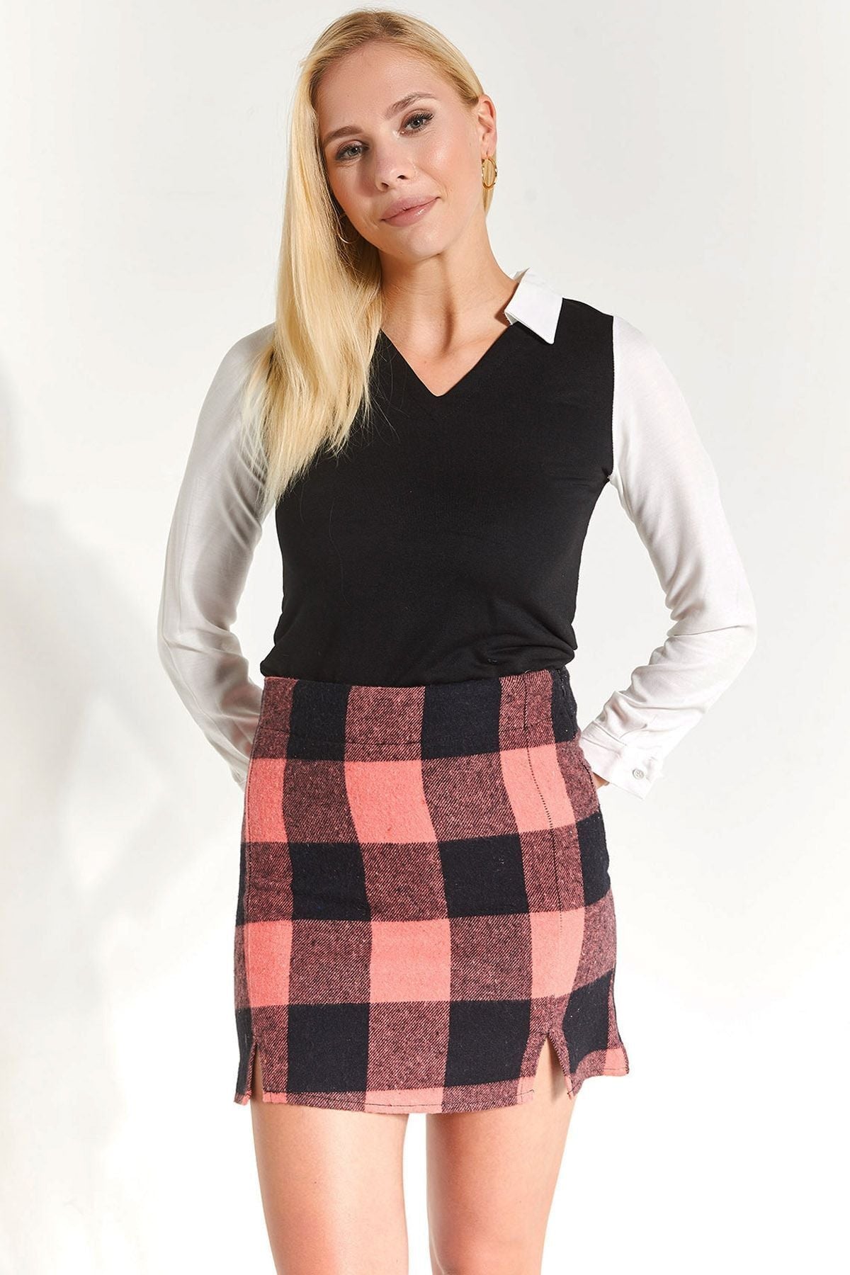 Woman Pink Plaid Pattern Pattern Slip Mini Skirt