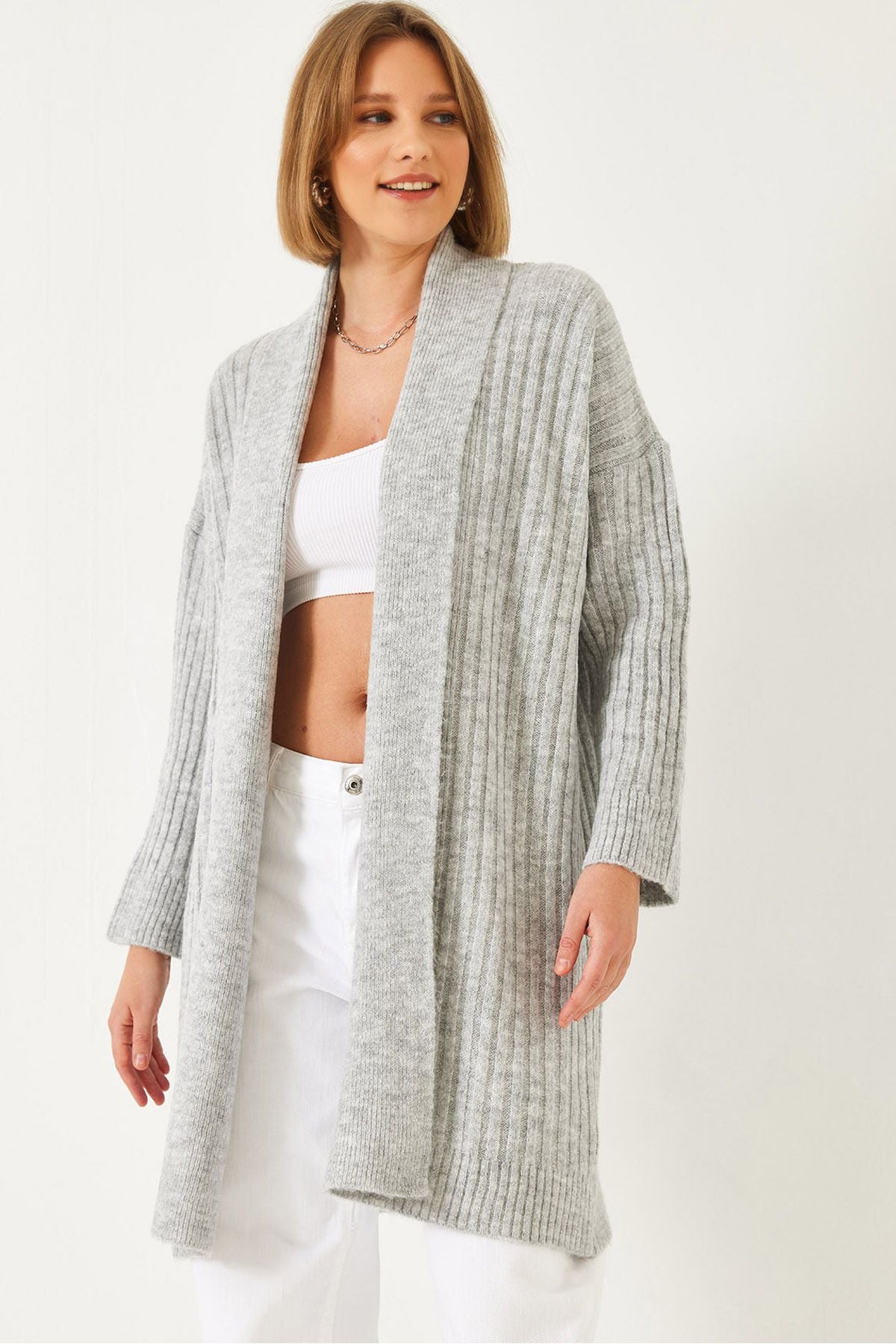 WOMEN'S WIDE CLOSE REMOVED KNIP CARDRAN