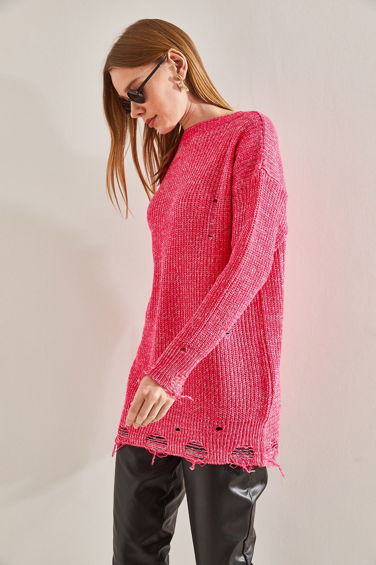 Woman Muline Oversize torn detailed knitwear sweater