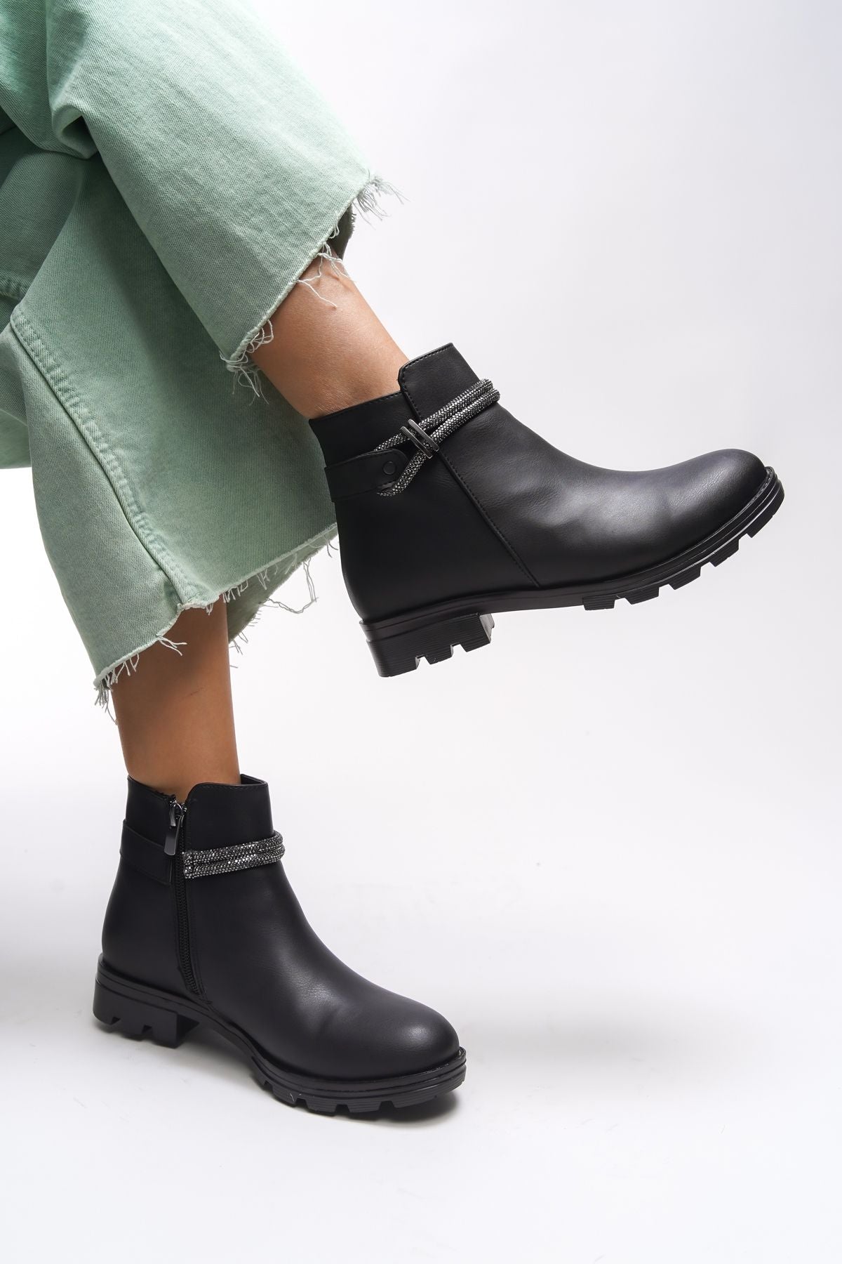 Aanrelle Women's Stone Detail Bot 0012103 Black Skin