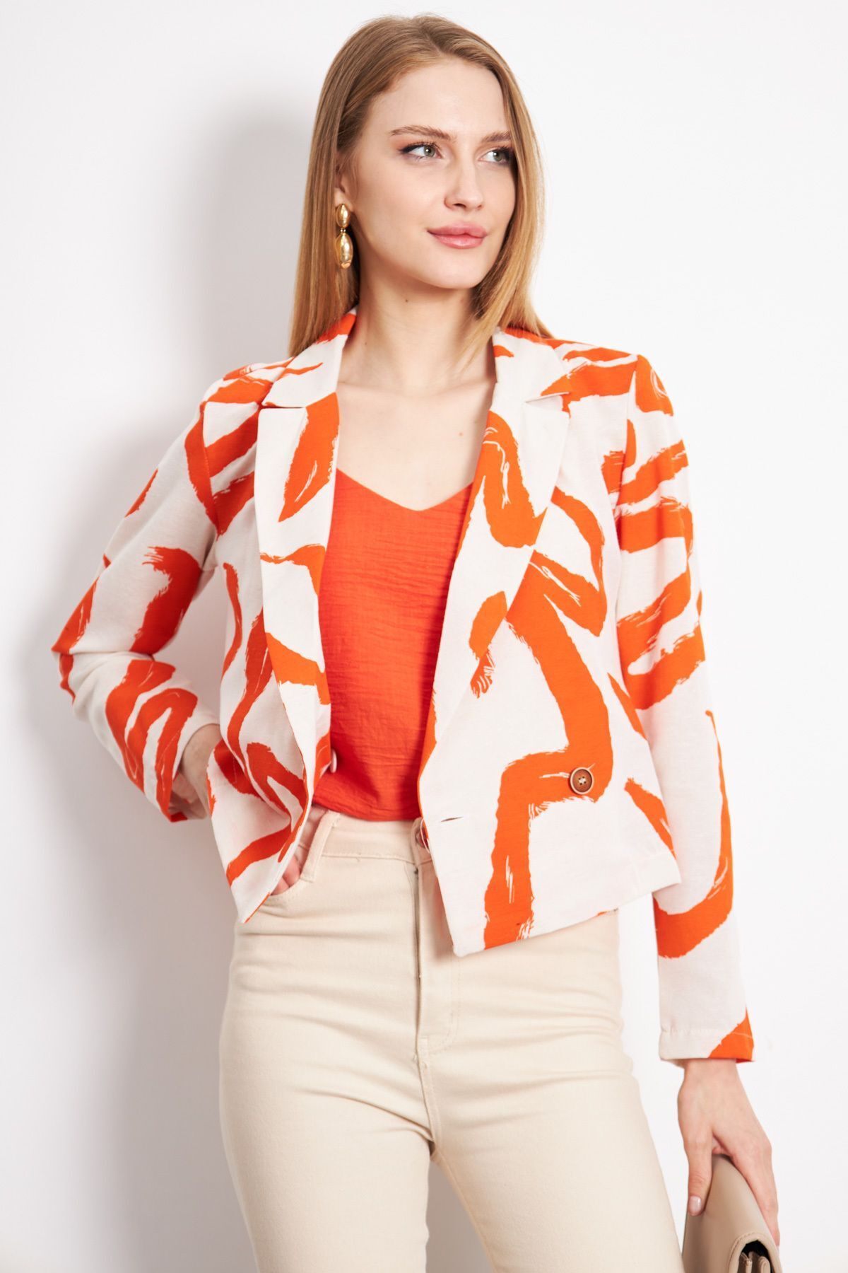 Women's Orange Cruve Collar Patterned Crop Jacket ARM-24Y001058