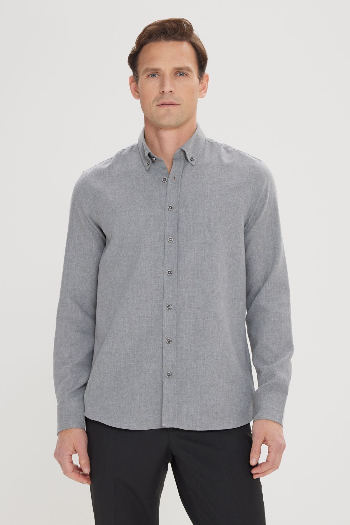 Men's light gray slim fit narrow cut buttoned collar cotton flannel wood shirt