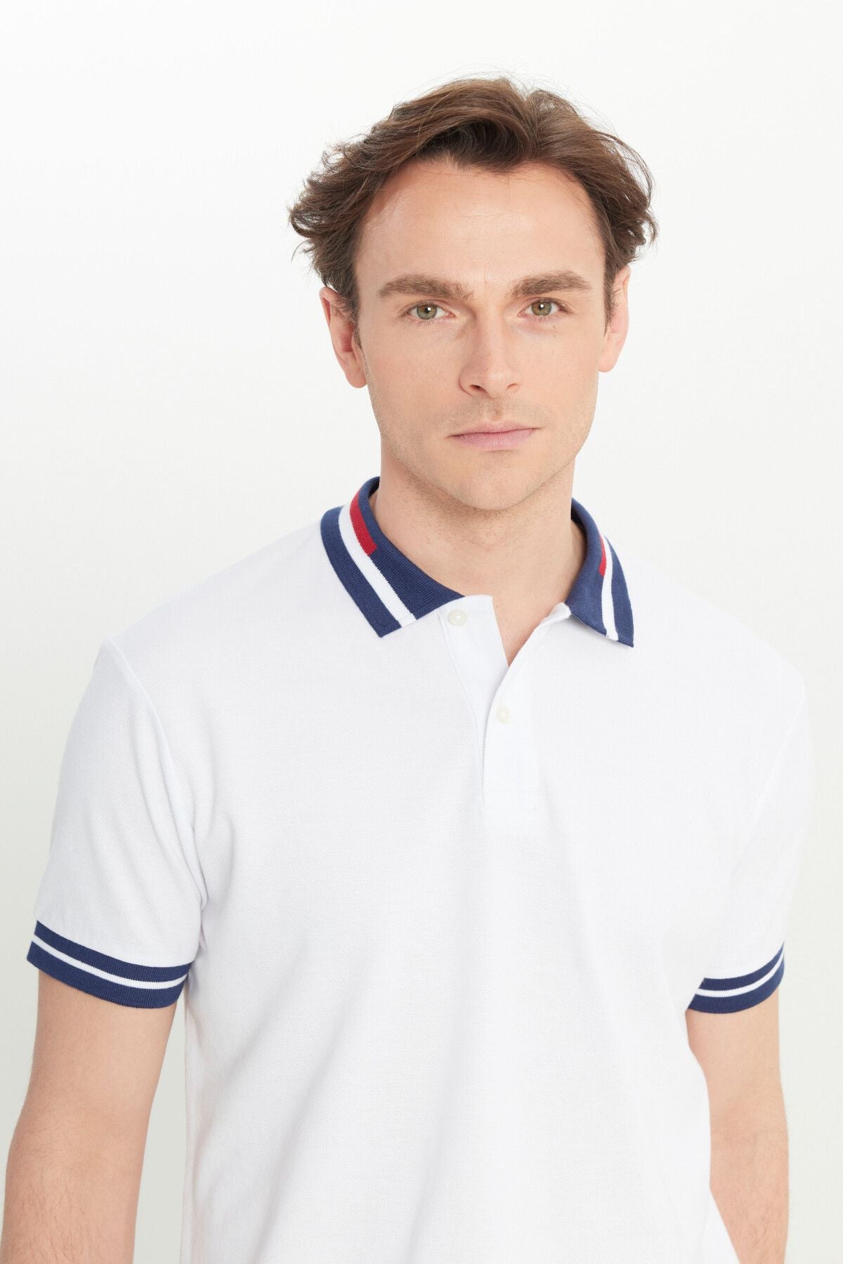 Men's white slim fit narrow cut 100 %cotton Curgered Polo Yaka T -shirt