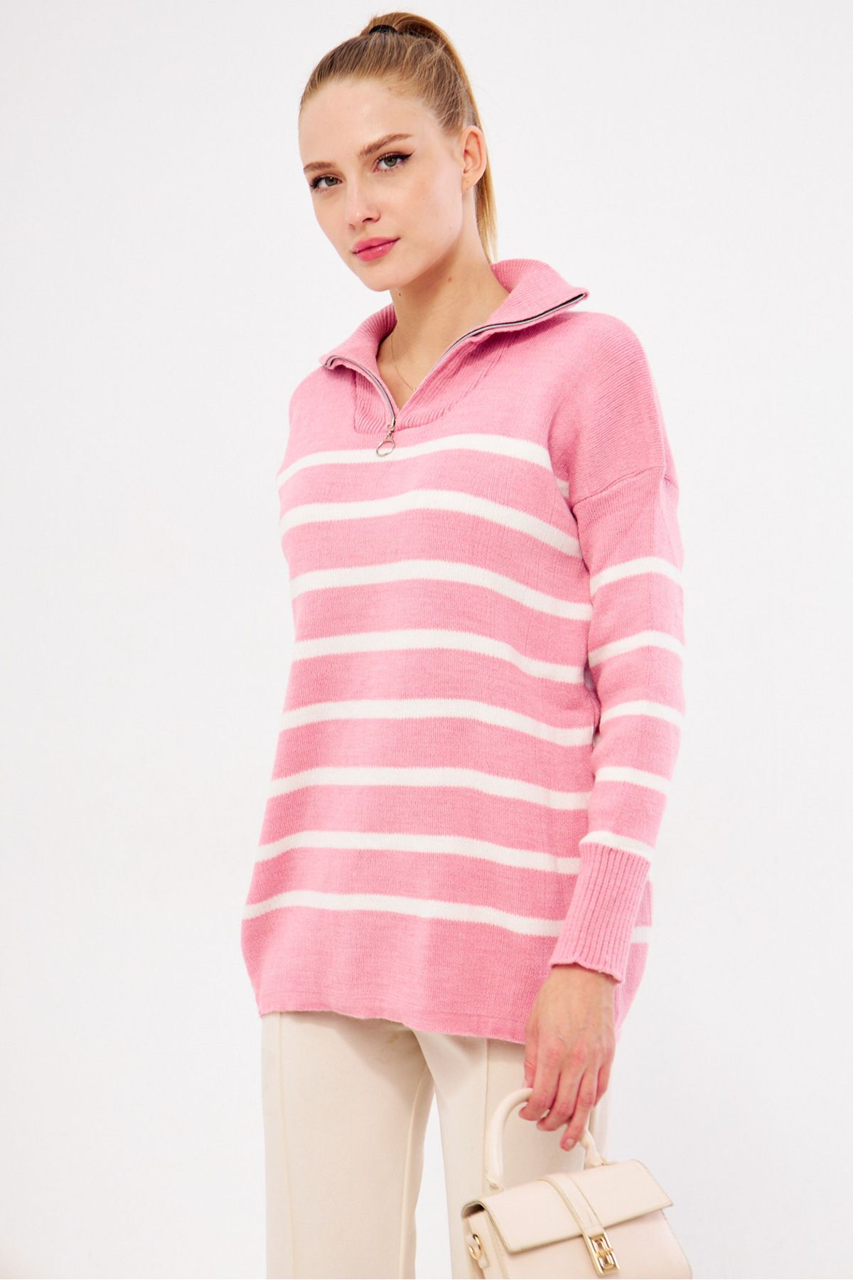 Female Powder Zipper detailed striped knitwear sweater ARM-25K069007