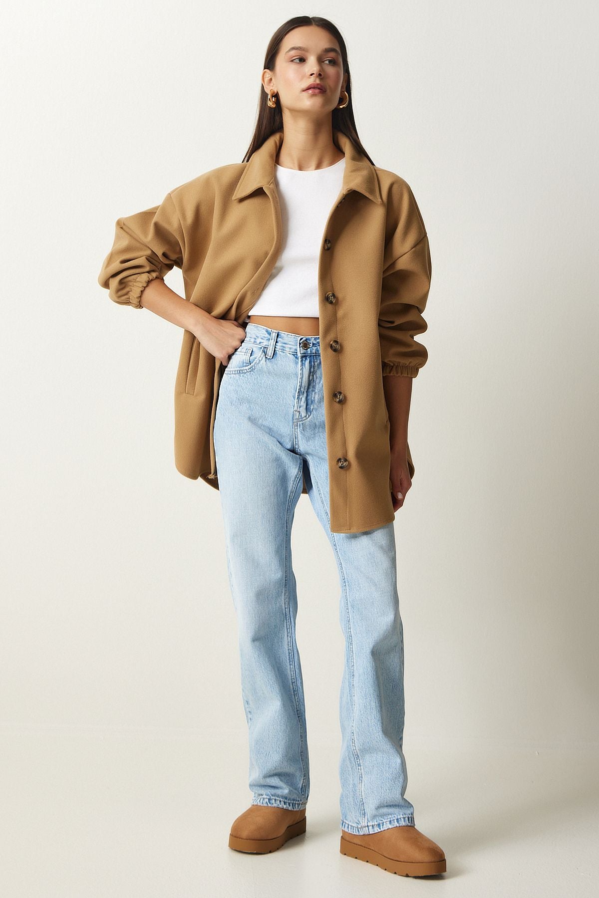 Female biscuit buttoned pocket oversize shirt jacket DD01263