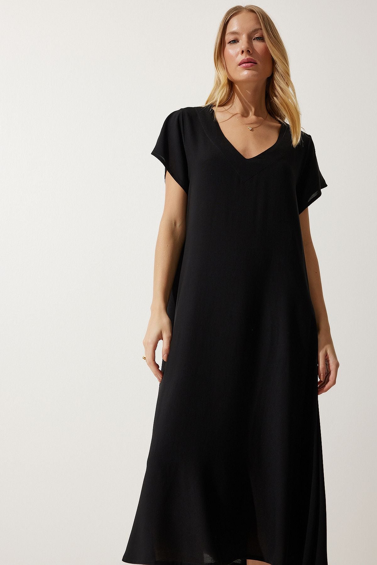 Female Black V -Neck Summer Casting Viscose Dress EN00612