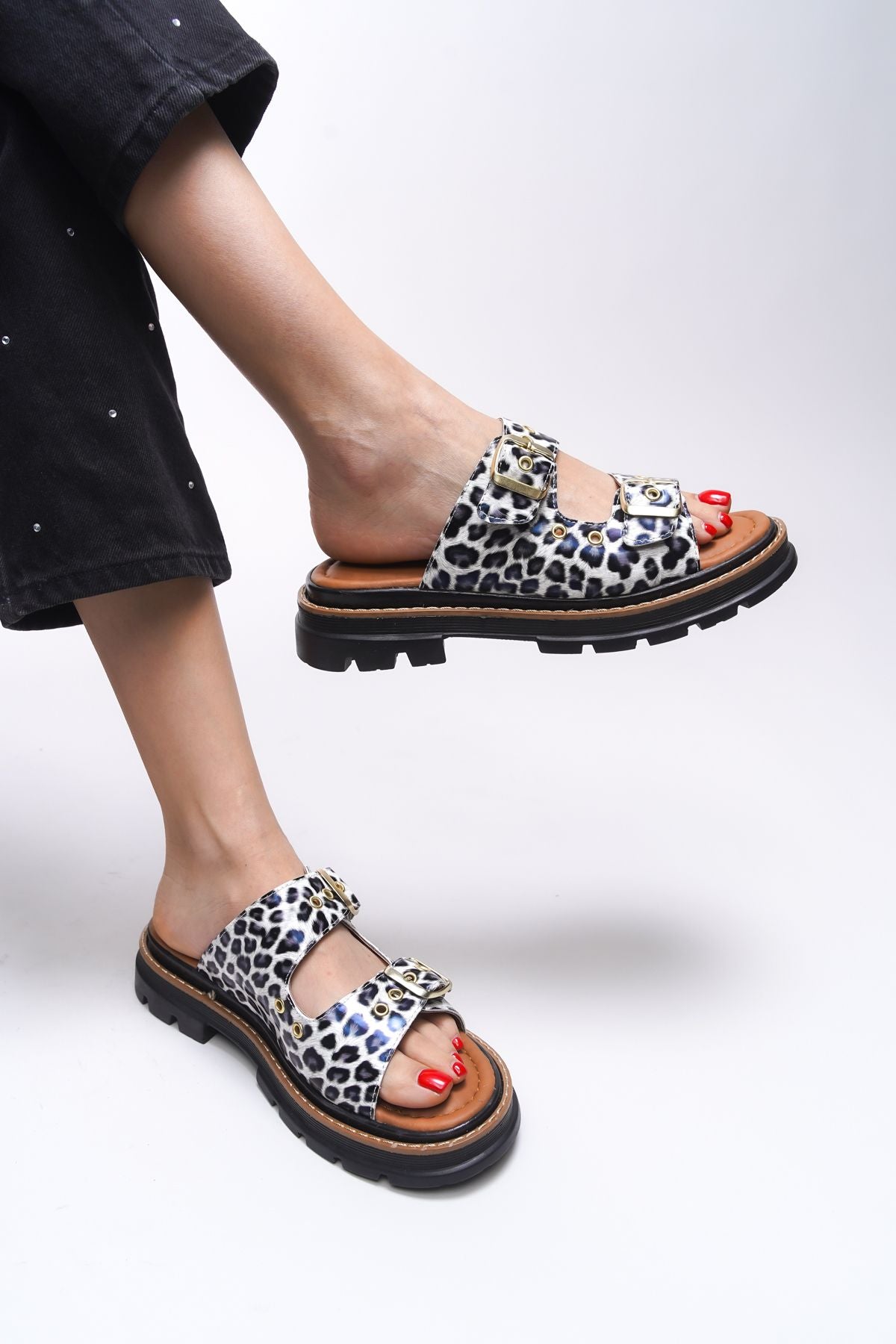Tamrithe Women's Slippers 0012100 Plant Leopard