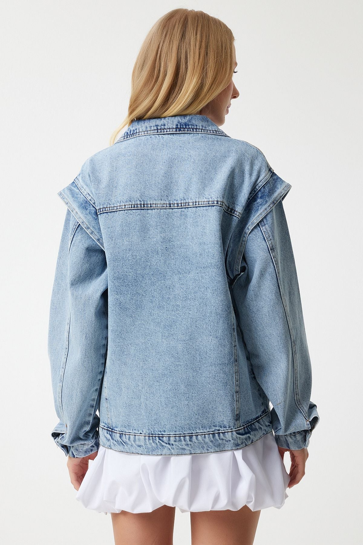 Woman Middle Blue Wide Pocket Oversize denim jacket sa00030