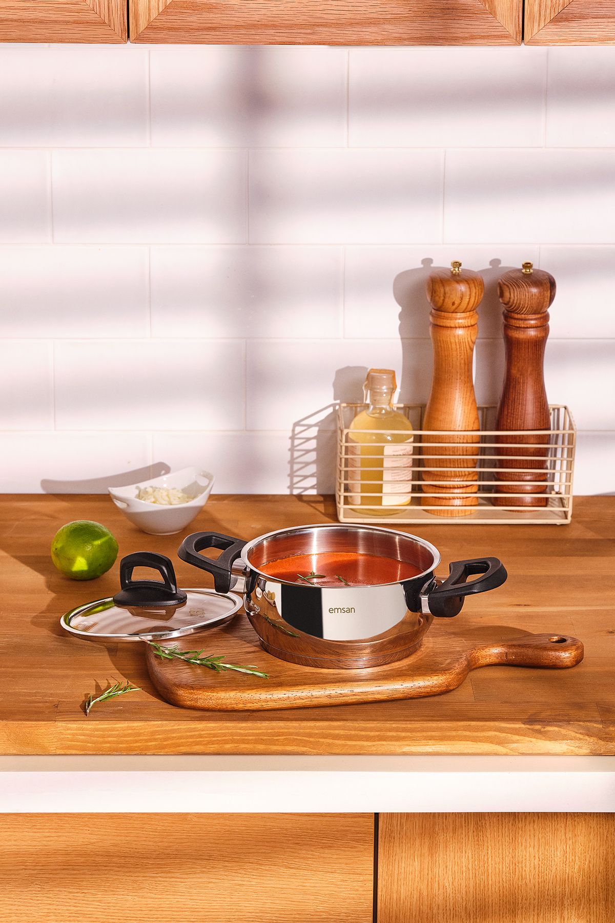 Aren 8 Piece Steel Cookware Set