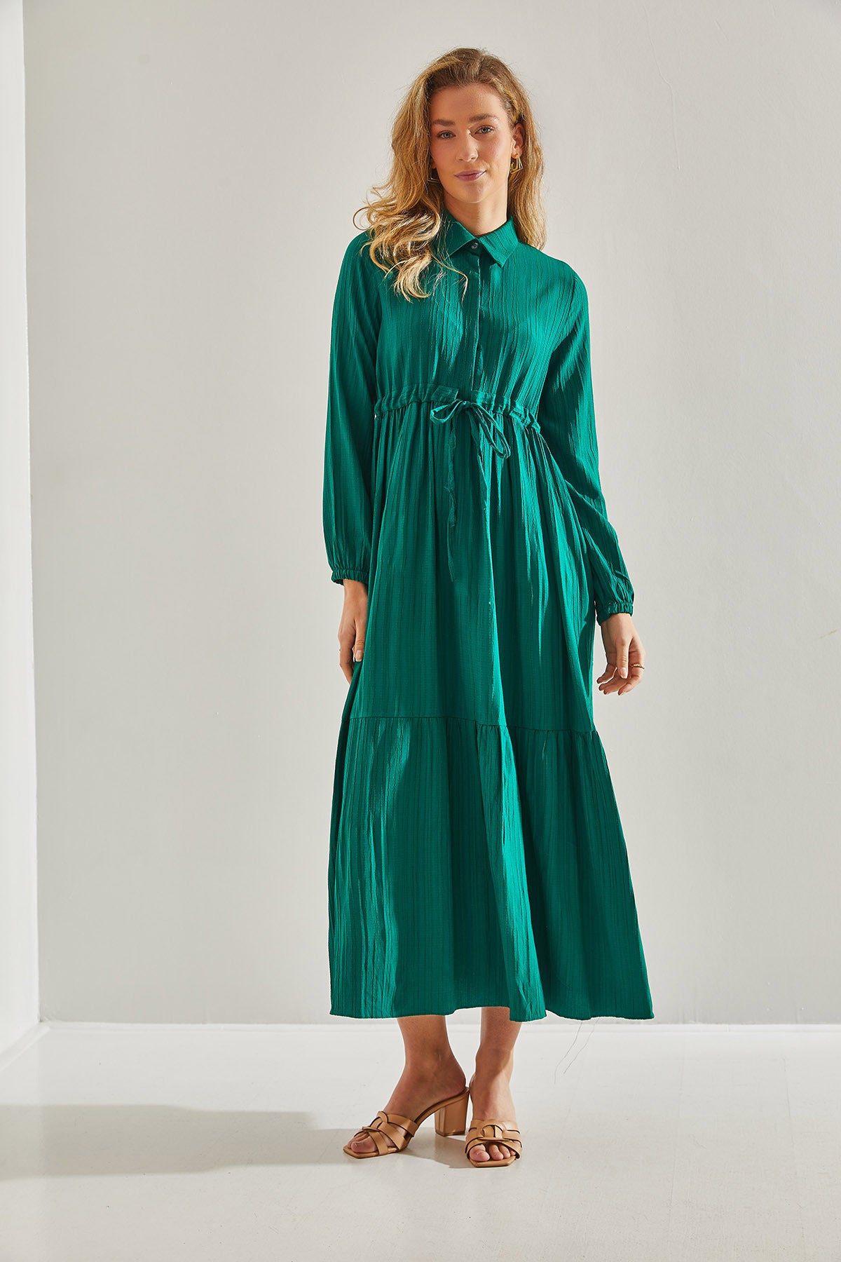 Modest Women's Gathered Waist Buttoned Collar Long Hijab Flared Dress 60181034