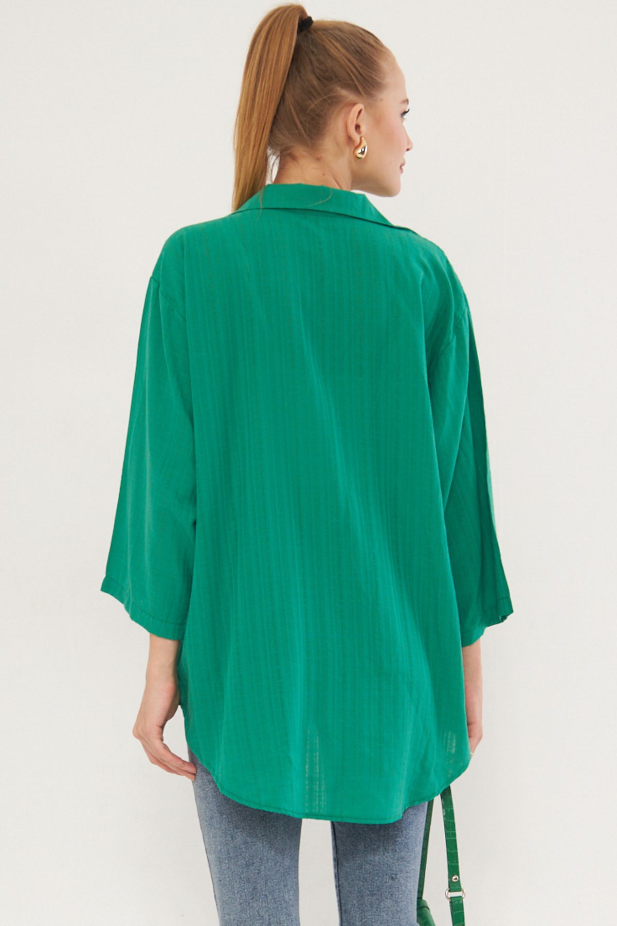 Female Green Shirt Collar with Lacked Kimono Shirt ARM-25K001006