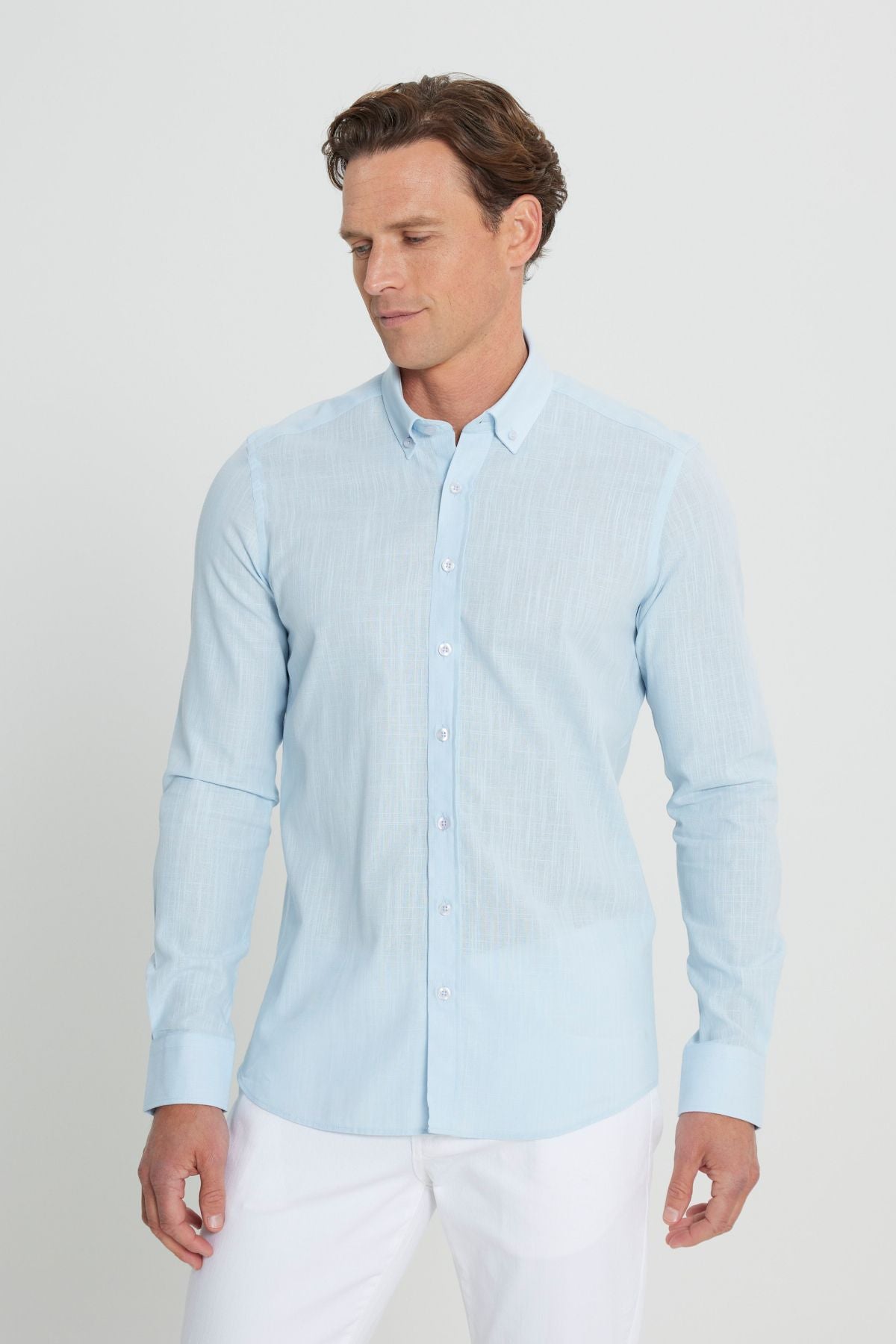 Men's light blue 100 %cotton breathing fabric pennant oxford slim fit button collar shirt
