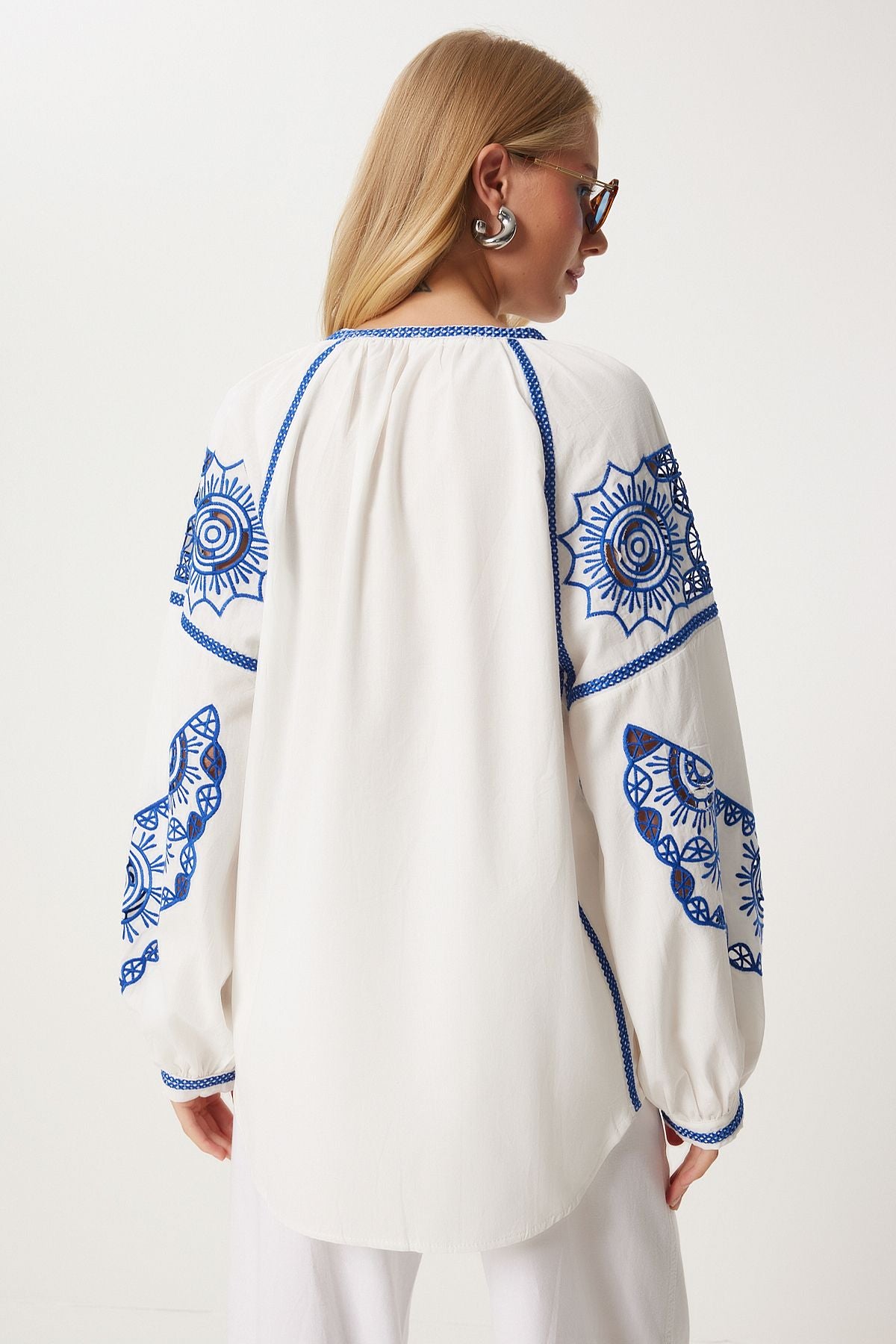 WOMEN ECRU BLUE AGENCY Embroidered Embroidered Poplin Shirt QS00006