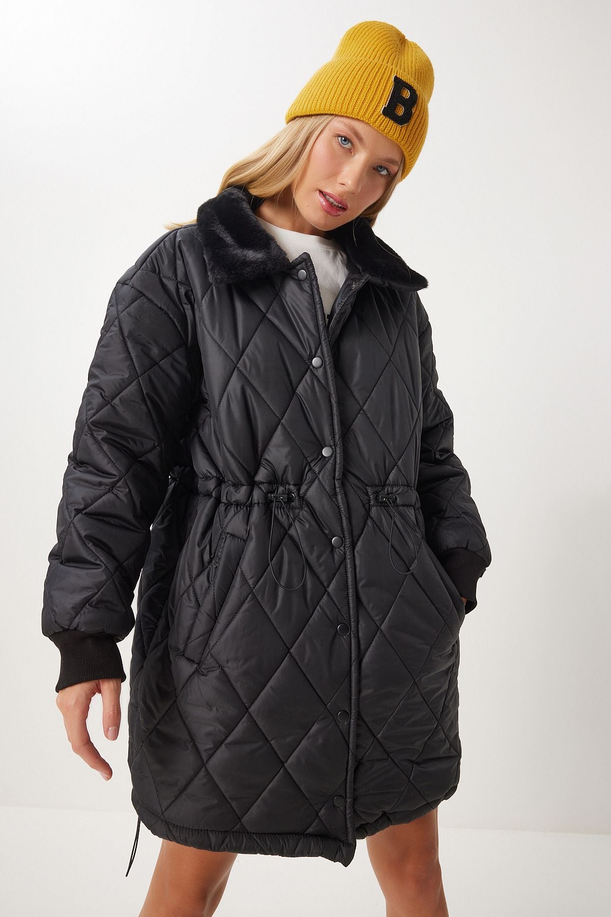 Women's black collar furred quilted coat pys0030