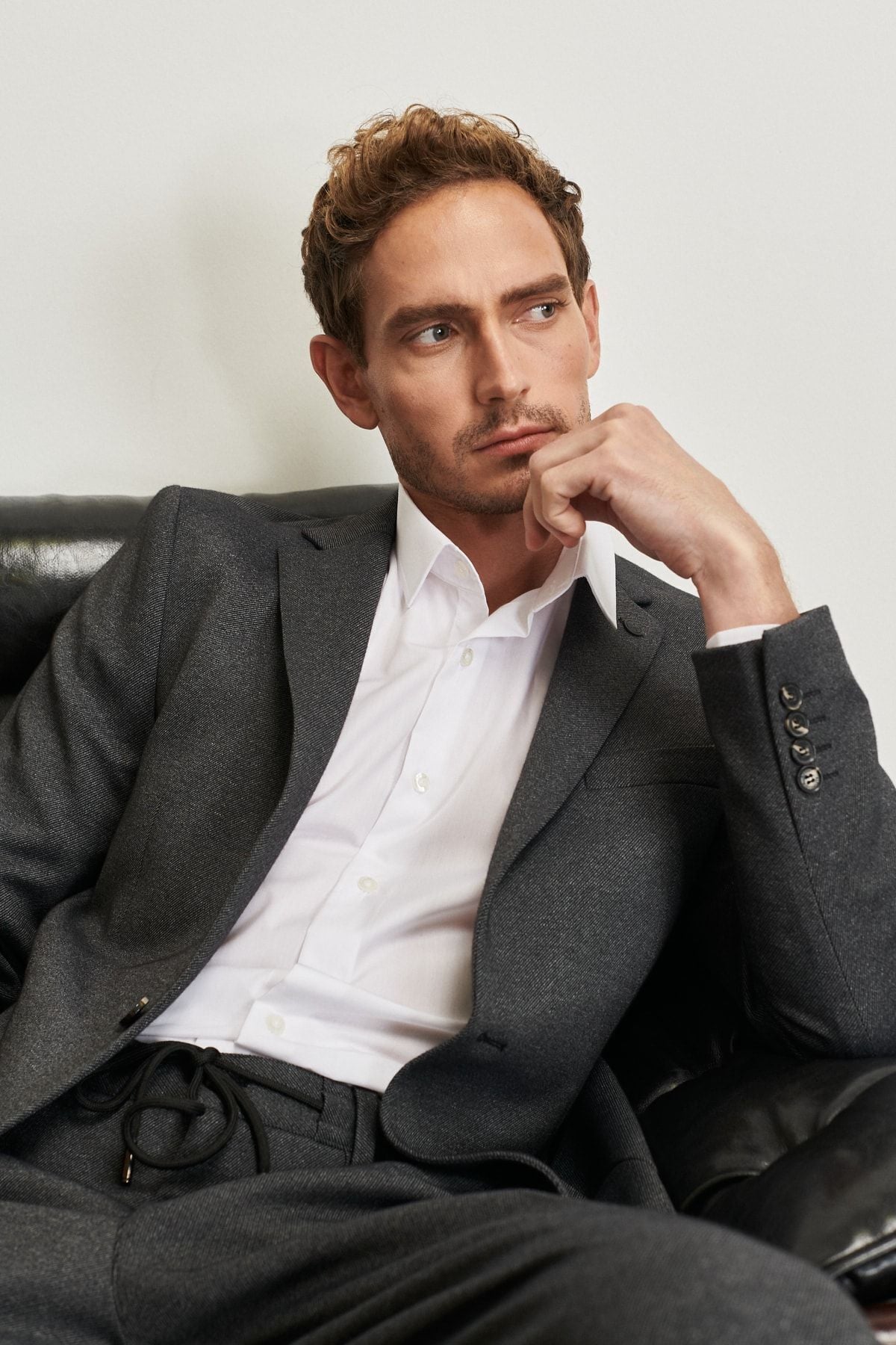 Men's anthracite extra slim fit narrow cut swallow collar diagonal patterned suit suits
