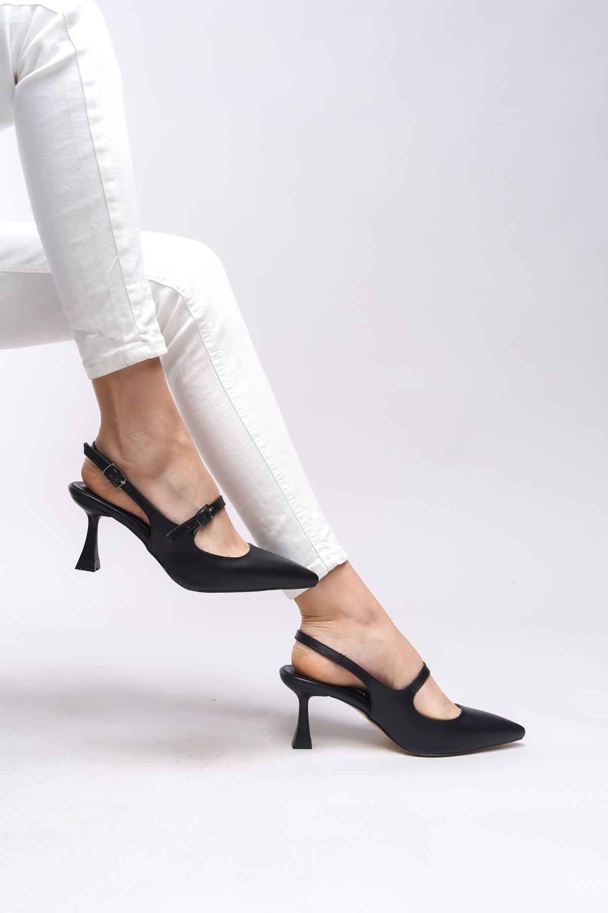 Melilendra Behind Woman Open Pointed Nose Stiletto 0012701 Black Skin