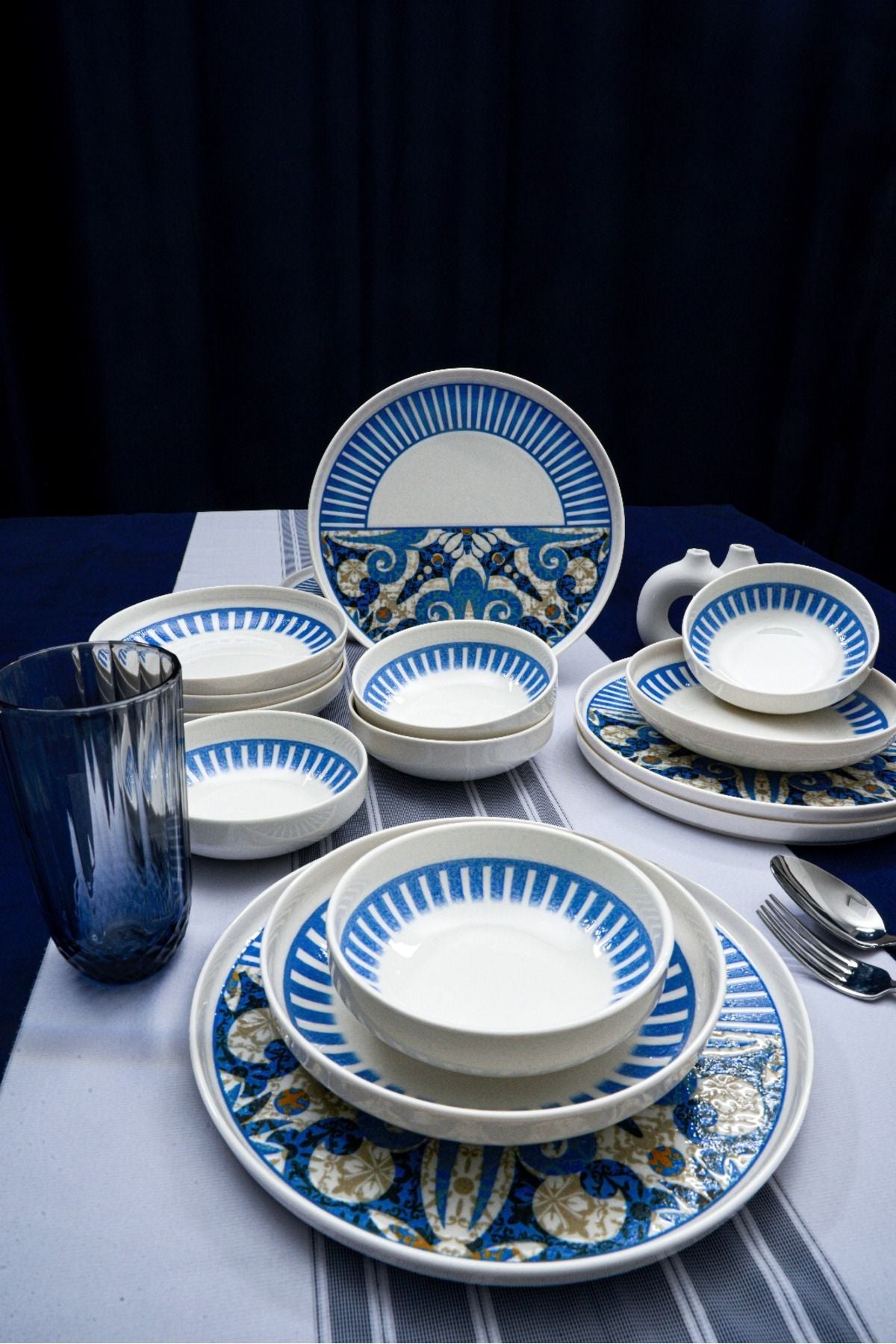 Azur 18 pieces 6 people porcelain dinner set