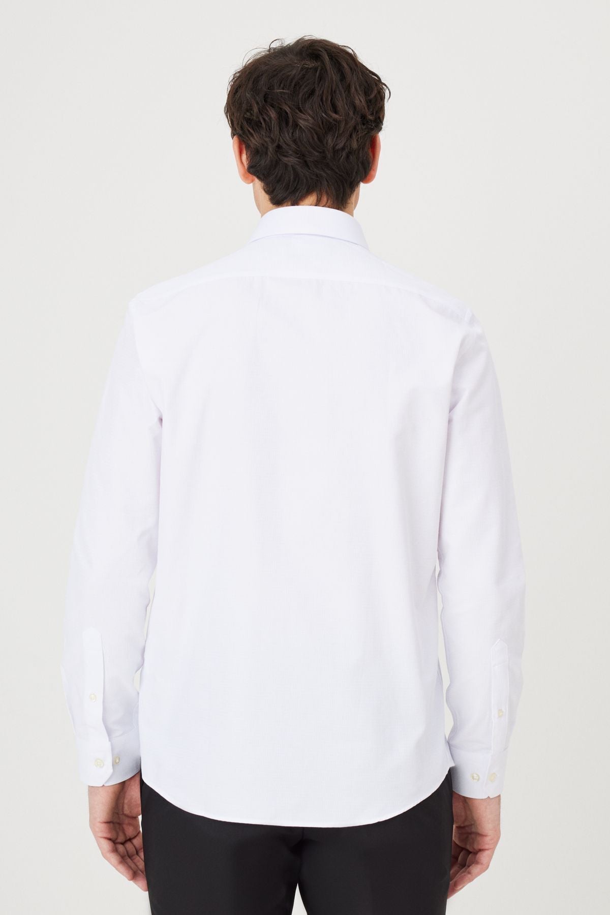 Men's white slim fit narrow cut classic collar cotton Amestyle shirt