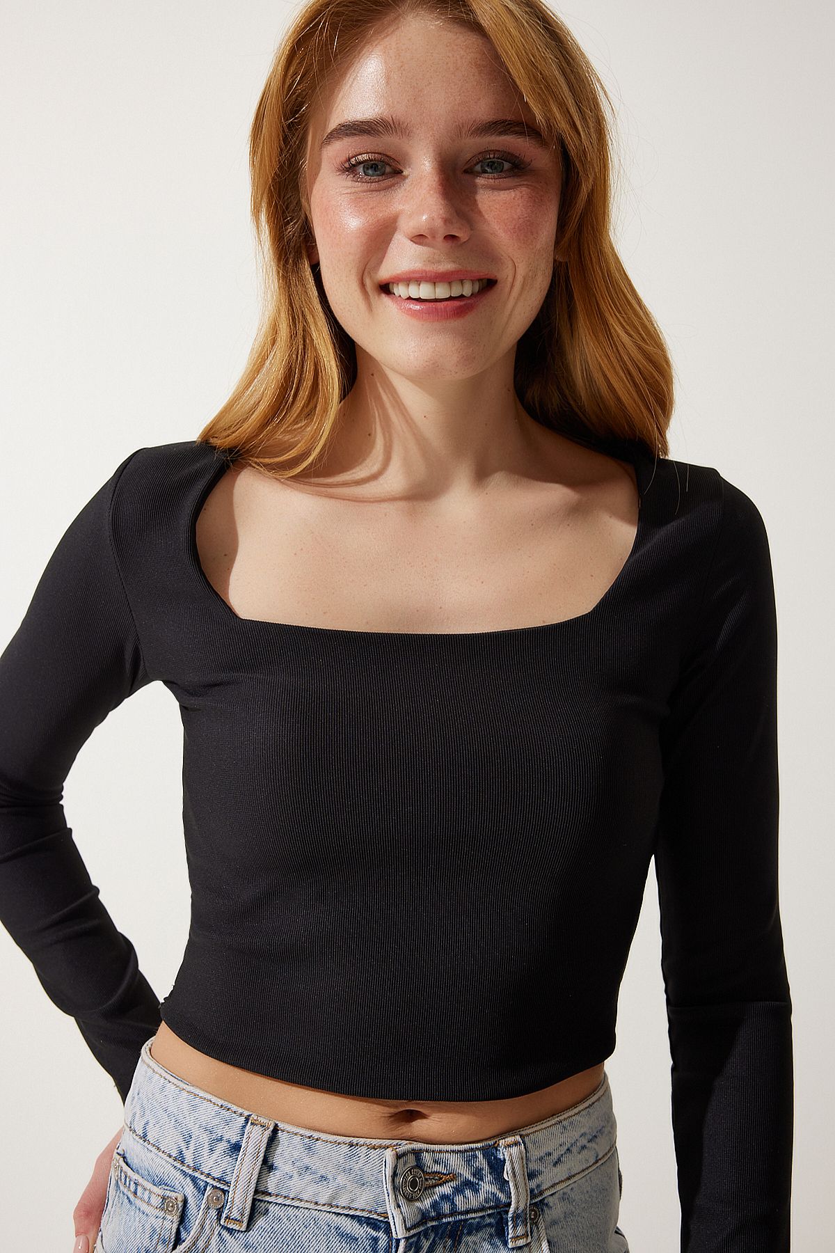 Female Black Square Collar Crop knitted blouse AN00176
