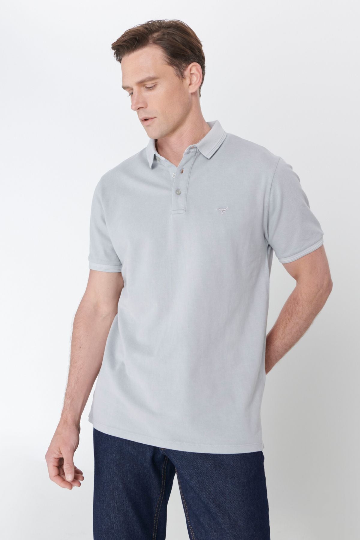 Men's gray slim fit narrow cut polo collar 100 %cotton patterned T -shirt