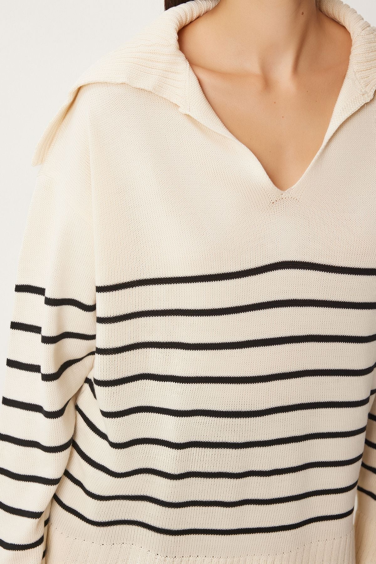 Women's Cream Shawl Yaka striped oversize knitwear sweater FN03345