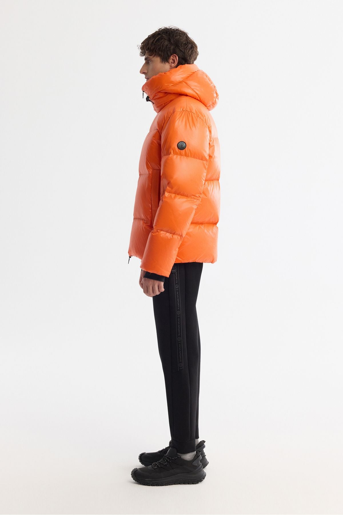 Men's orange hooded goose feather water repulsive windproof -20 degrees resistant swelling coat A42y6182