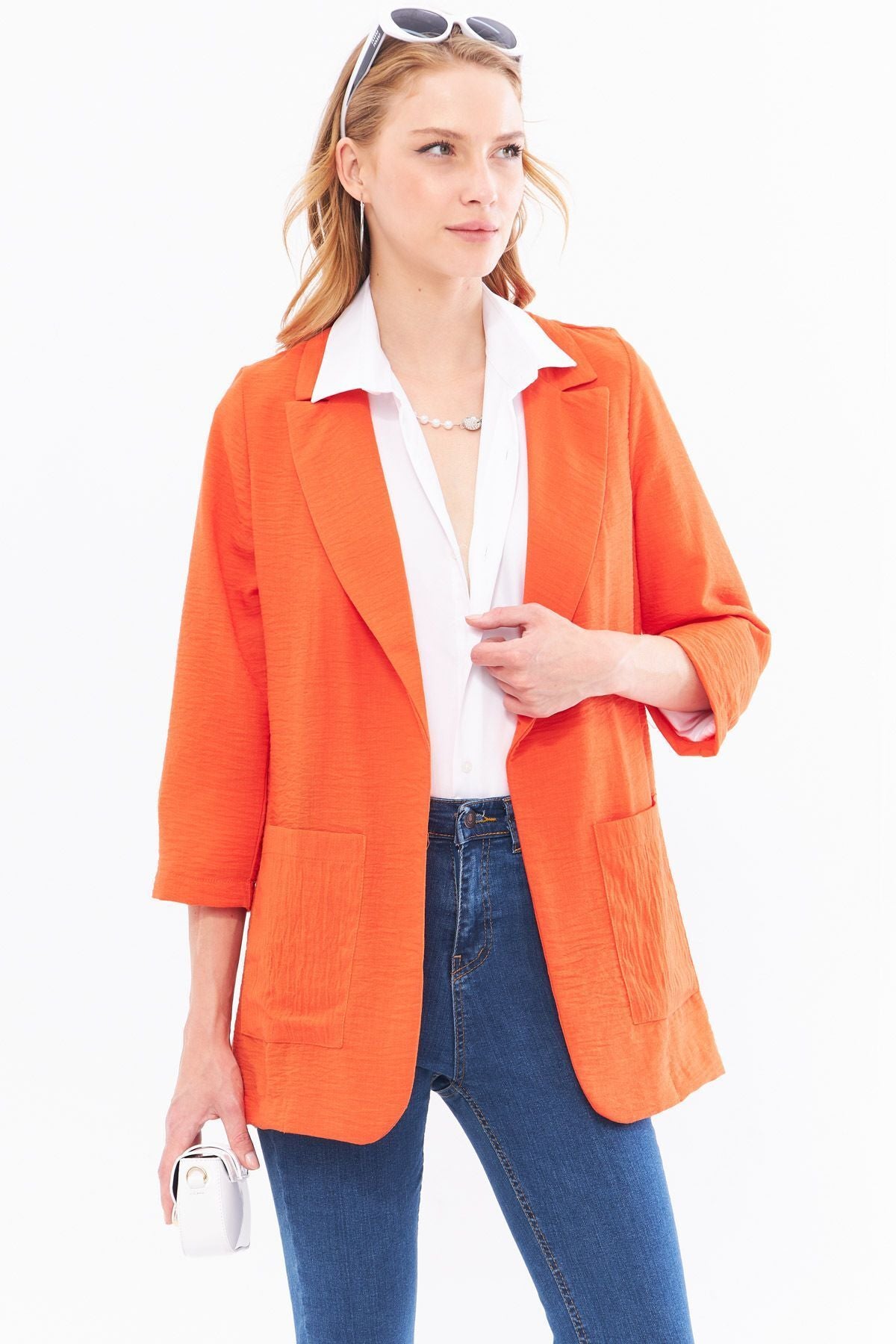 Female Oranj Linen-Looking Pocket Oversize Jacket ARM-24Y001065