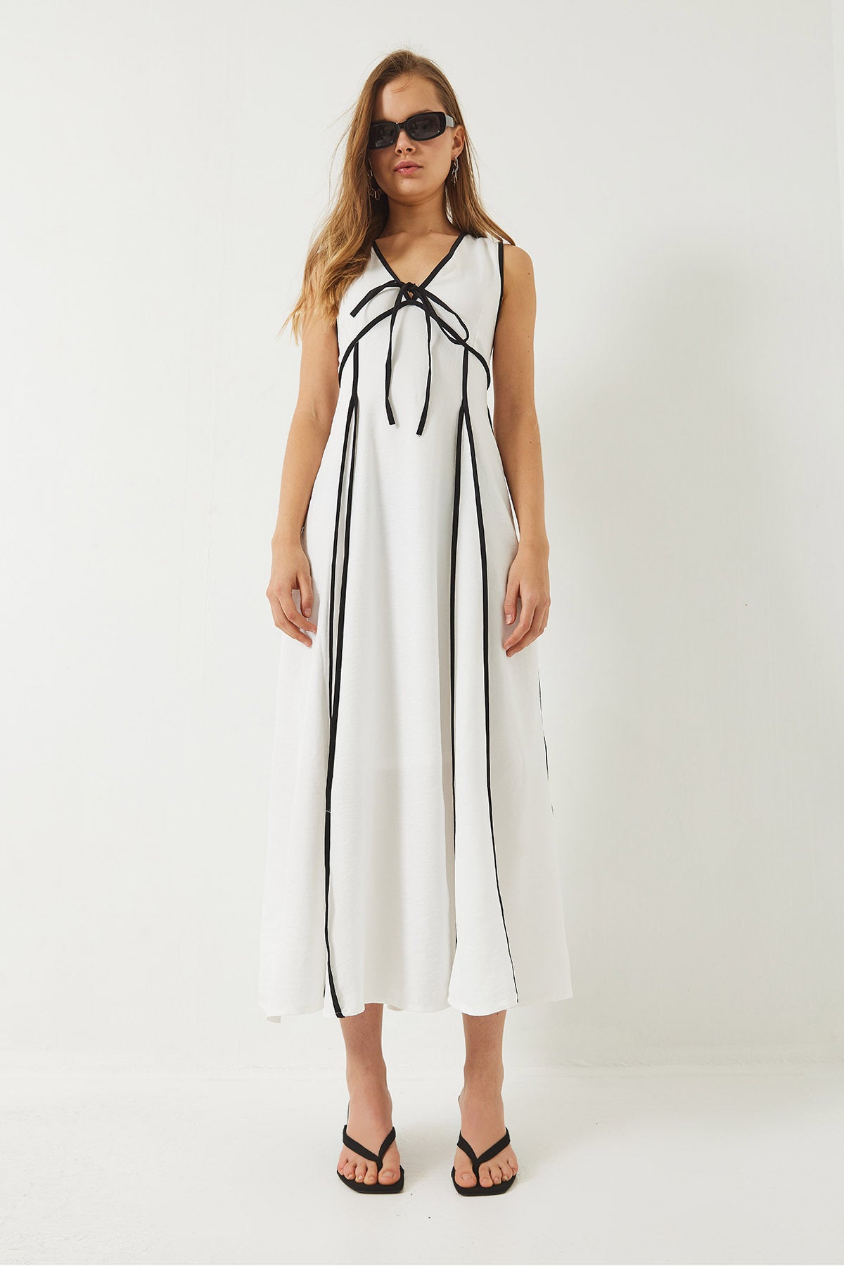 Women's V-Neck Piping Detailed Tie-Up Lined Long Linen Dress 60283097