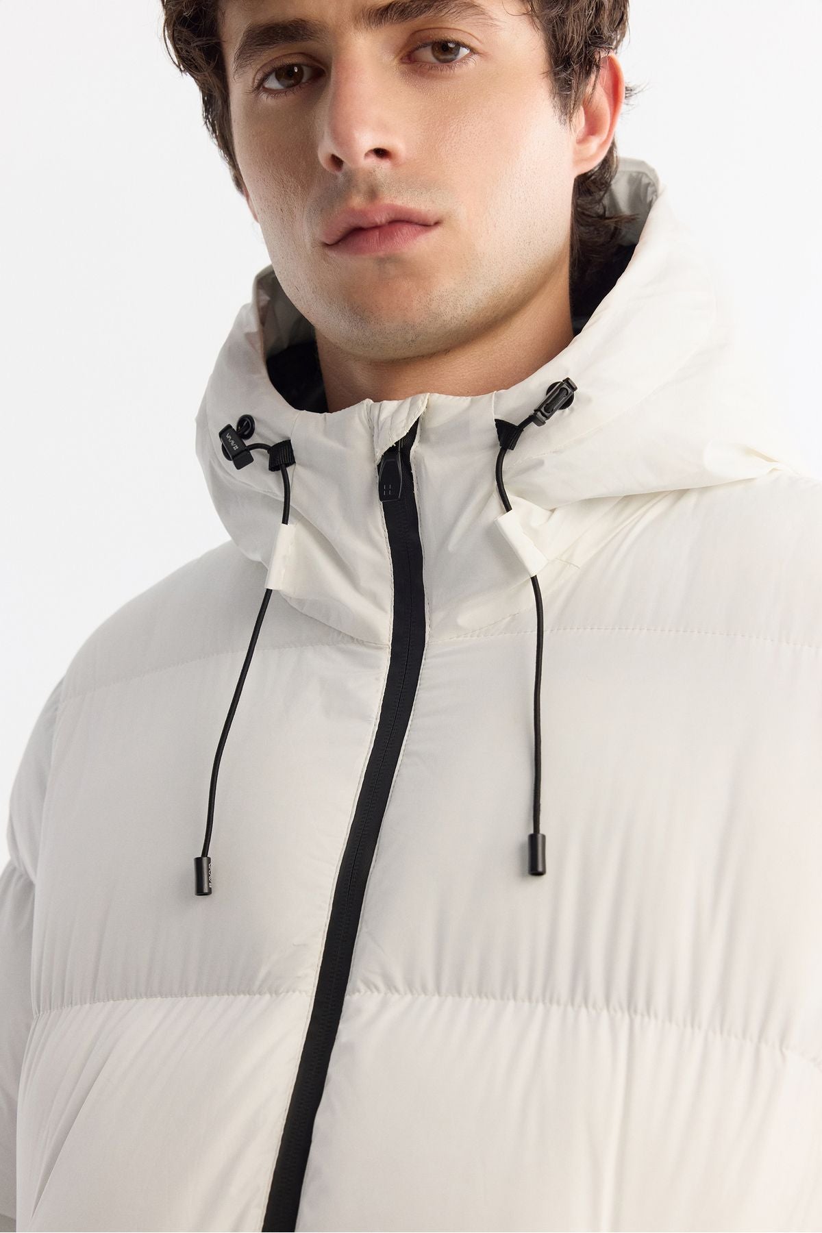 Men's white hooded water repulsive windproof inflatable coat B006046