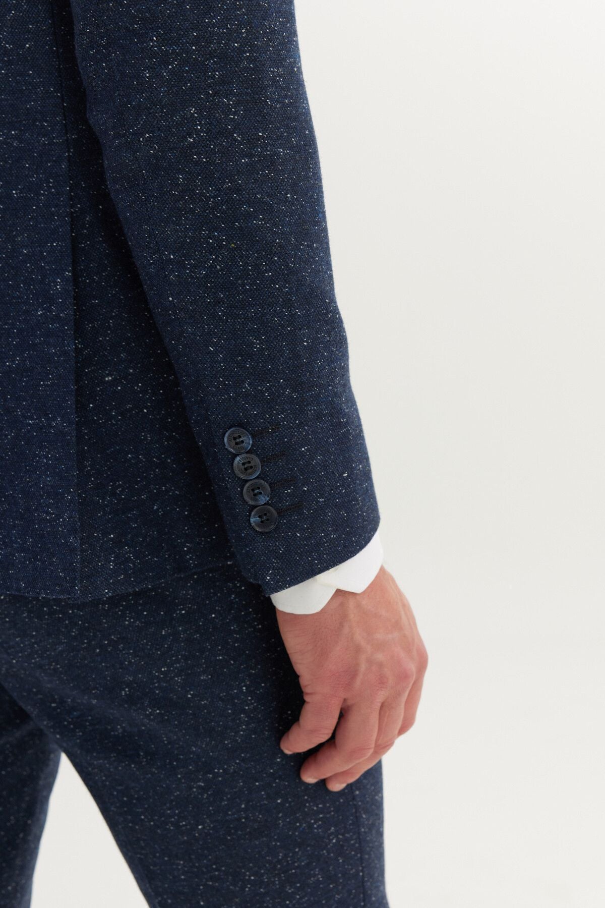 Men's navy blue slim fit narrow -cut swallow collar patterned suit suits