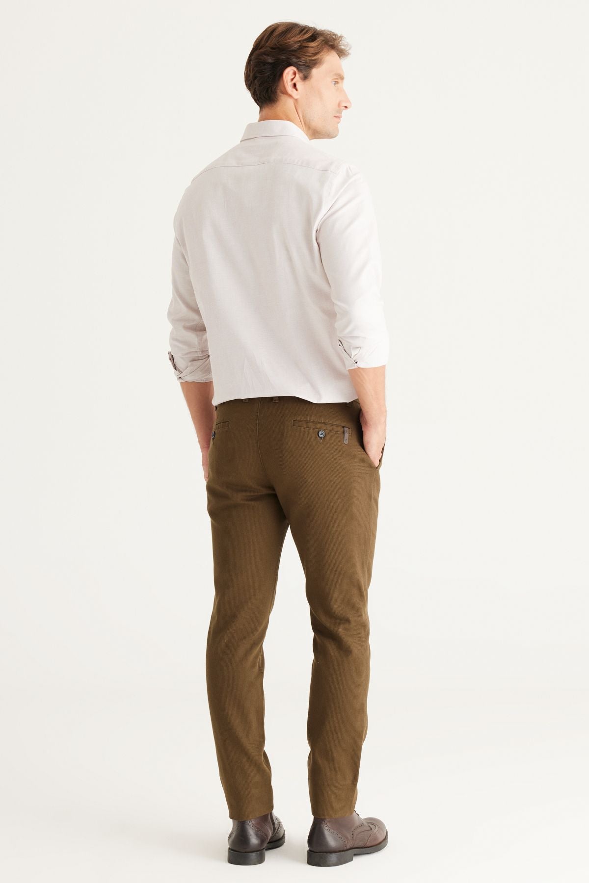 Men's Khaki Slim Fit Narrow Cutting Side Pocket Cotton Flexible Pants