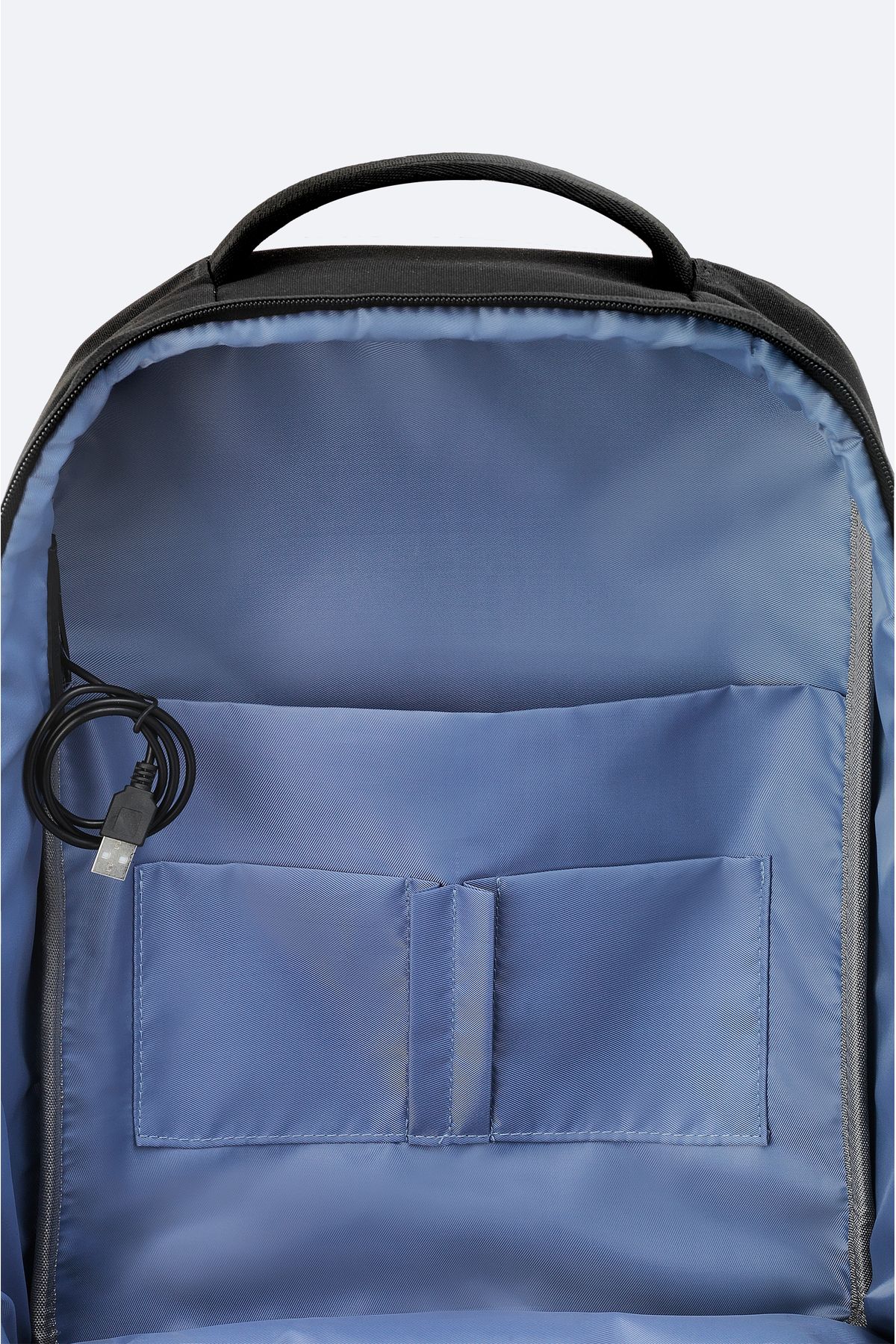 Men's black shell backpack A42y9126