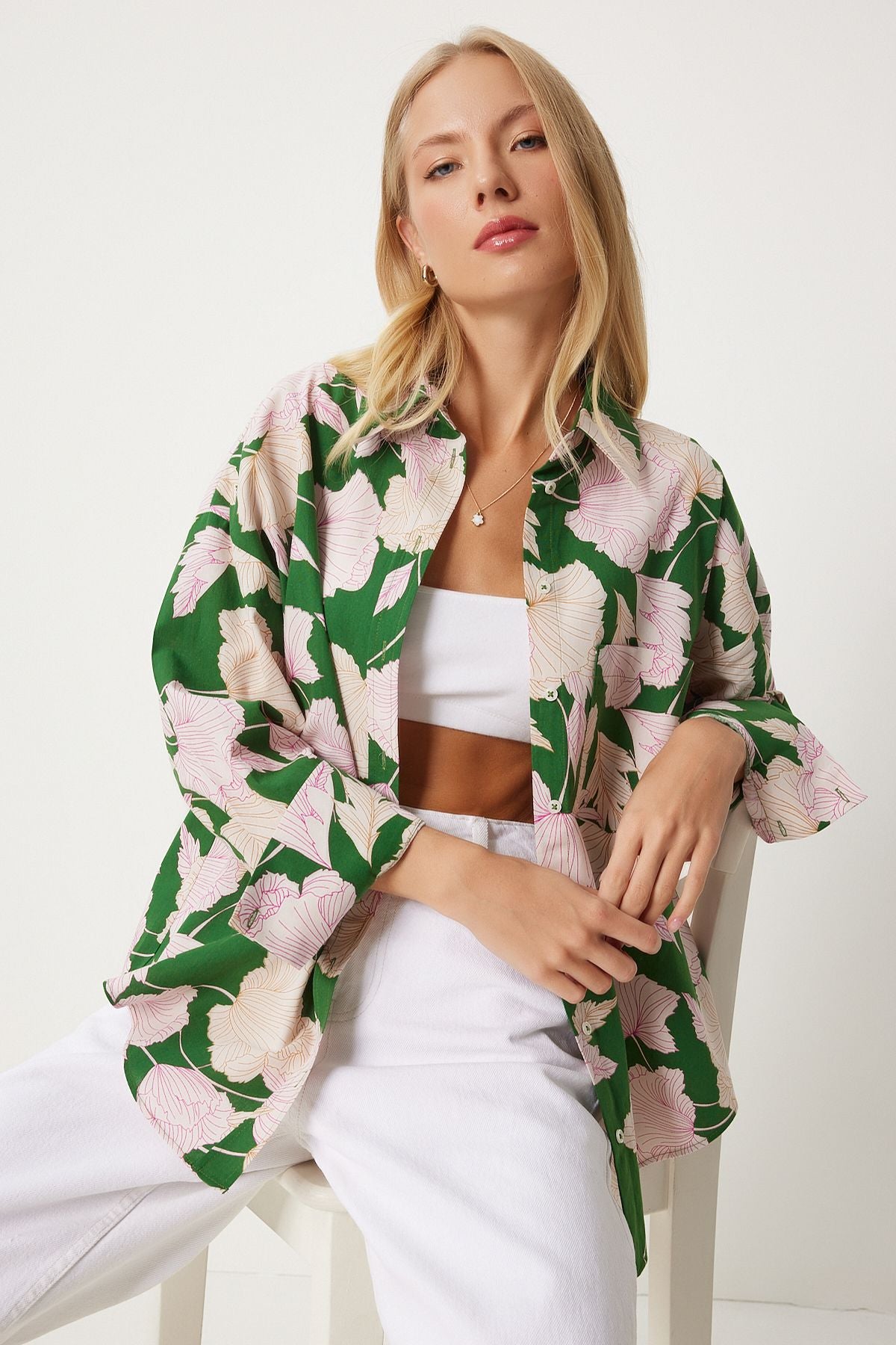Female Green Patterned Poplin Shirt HM00064