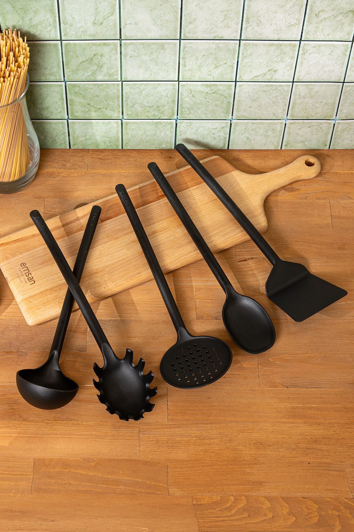 Fiesta 5 Piece Service Set Black