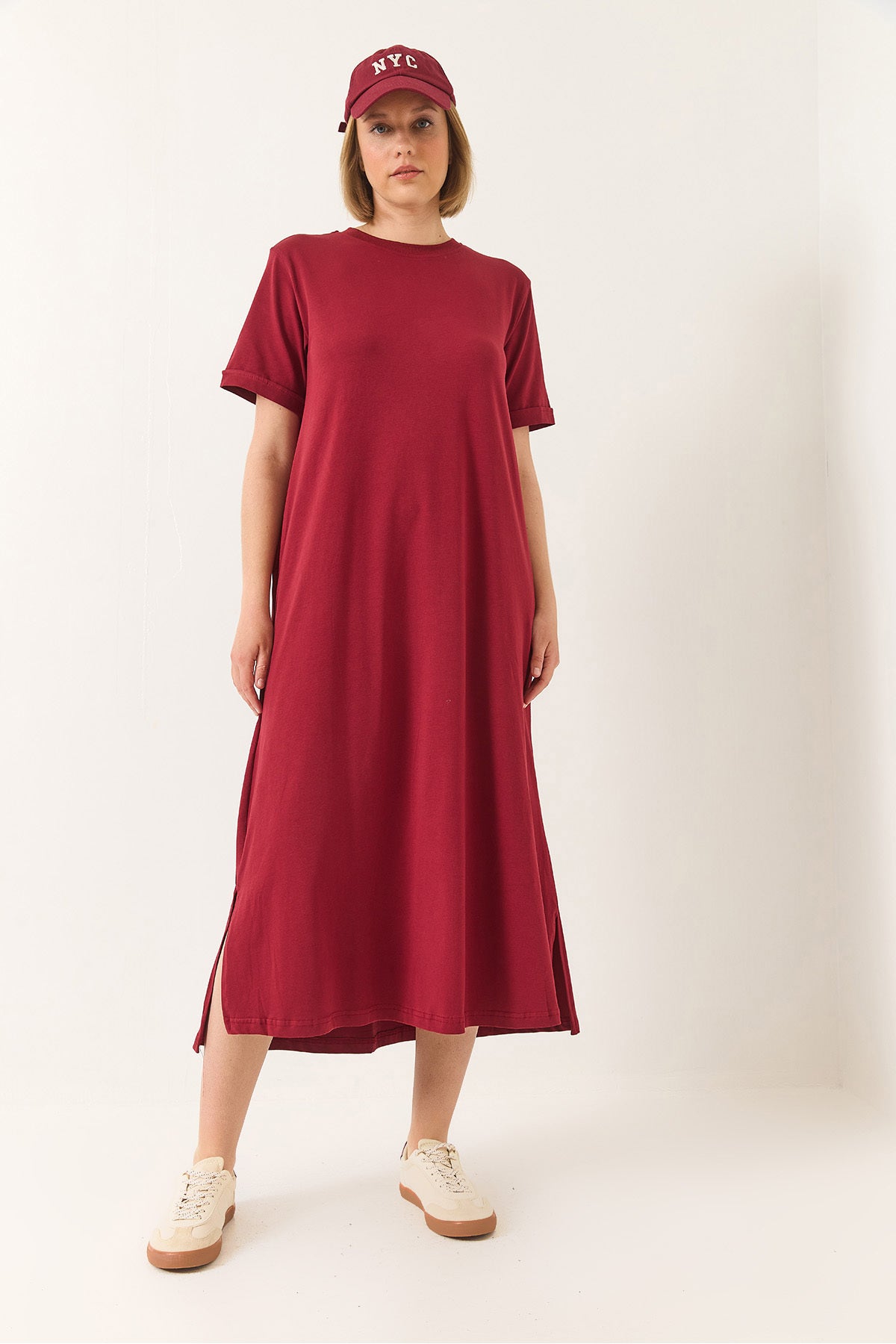 Women's Crew Neck Short Sleeve Long Basic Dress with Pocket Detail 60283192