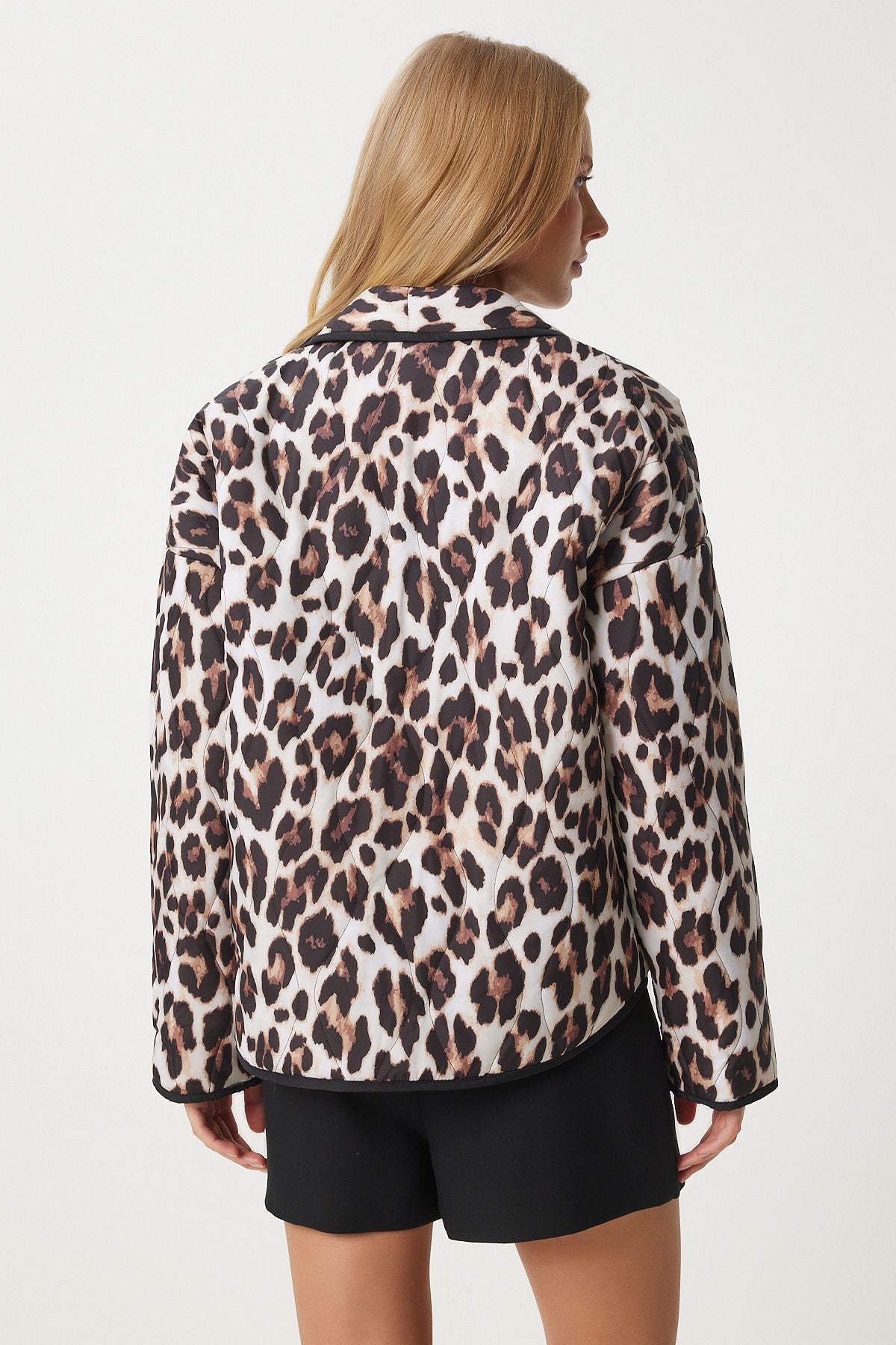 Female Beige Black Leopard Patterned Pocket Kapitone Mont NT00433