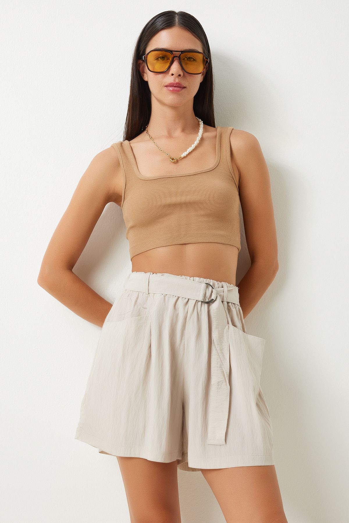 Women's Cream Arched City Boy Woven Shorts RC00154