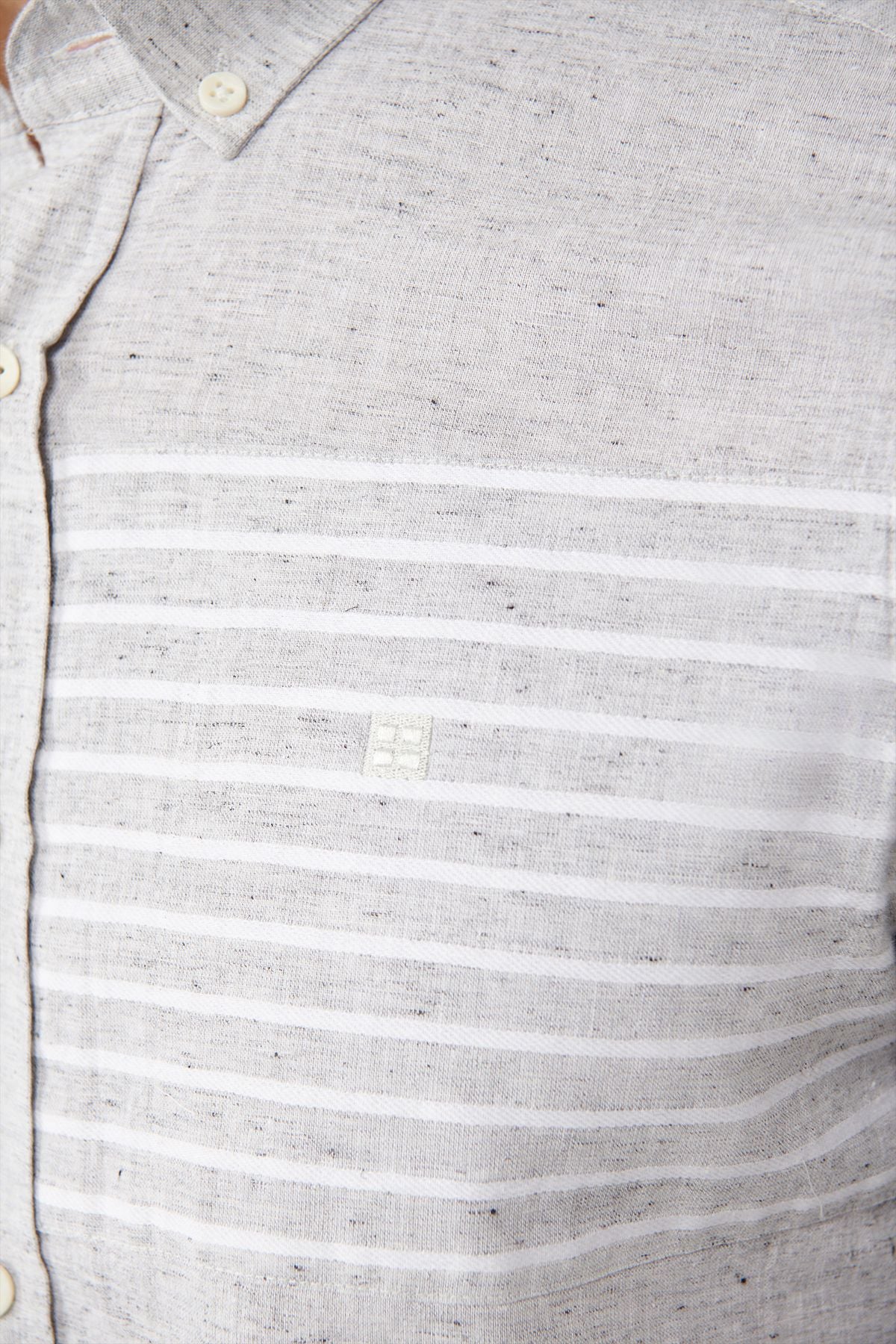 Men's light gray striped garnish linen mixed shirt A41y2066