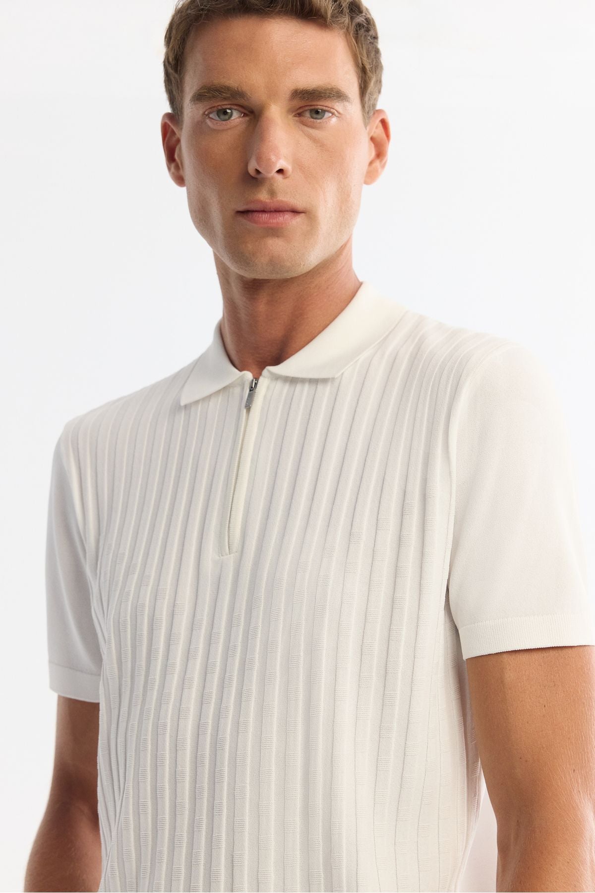 Male Ecru Polo Yaka Zippered Rayon Triko T-Shirt A42y5128