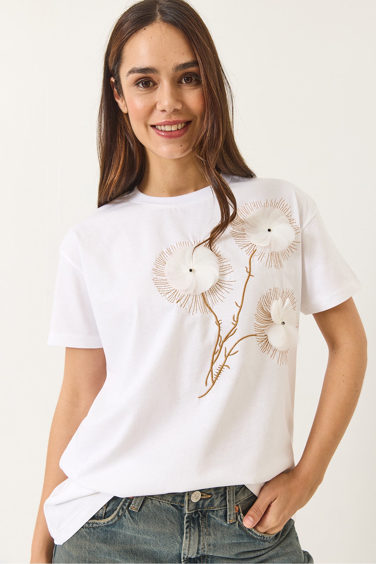 Women's Crew Neck Short Sleeve Embroidered Embossed Accessory T-Shirt 60602024