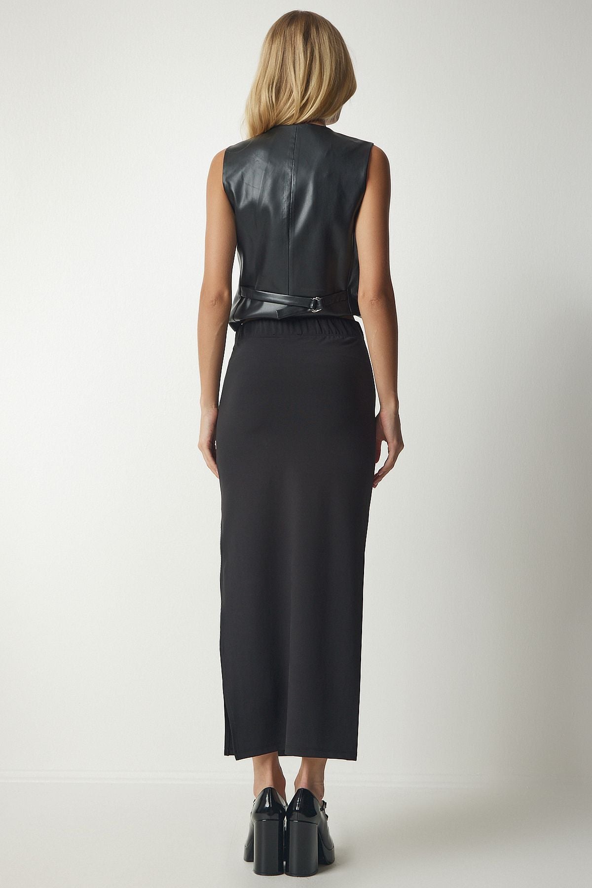 Female black slit weaving midi knitted skirt UB00184