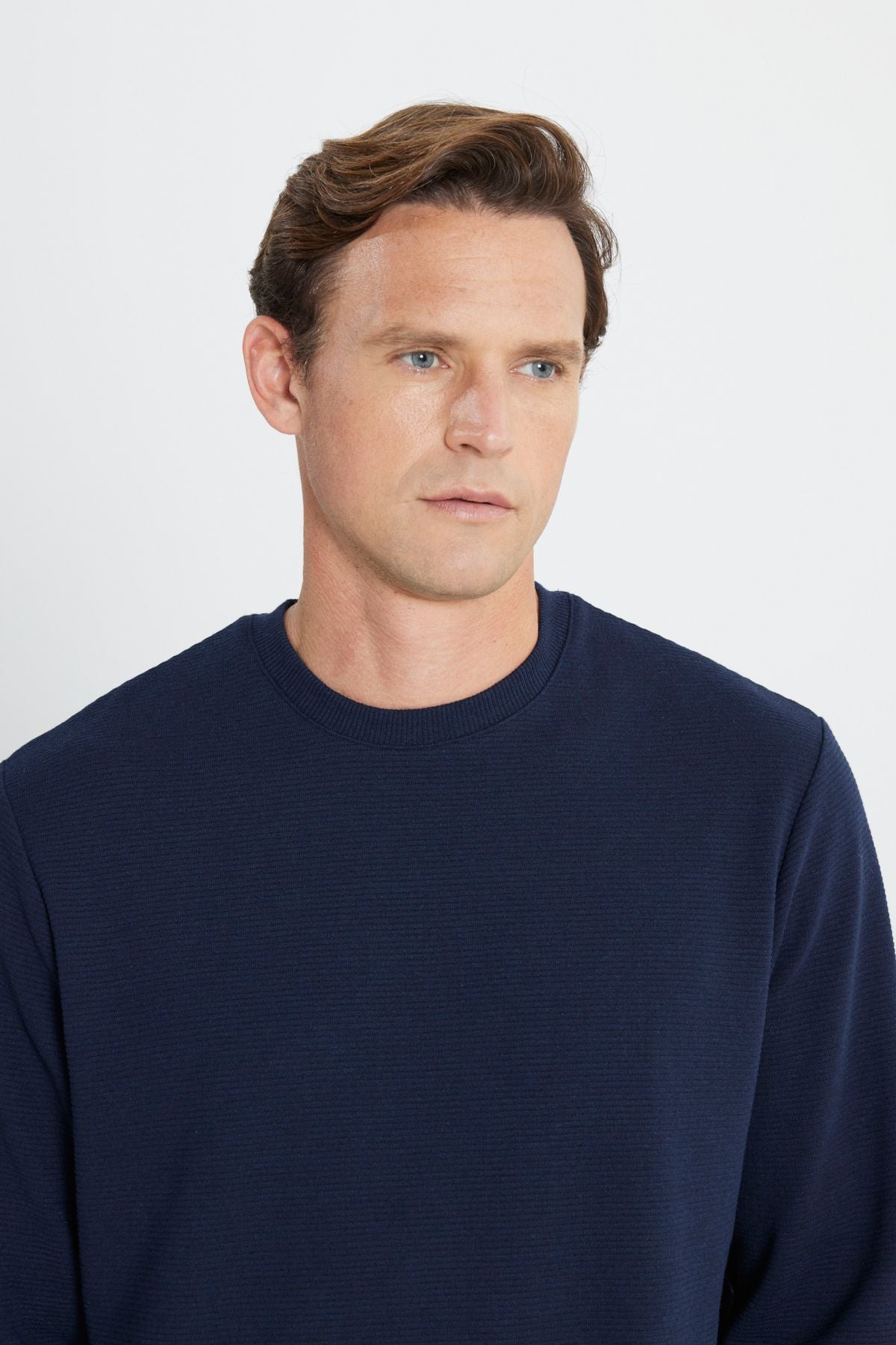 Men's navy blue 2 IP Hot Tissue Standard Fit Normal Normal Cut Bike Yaka Sweatshirt