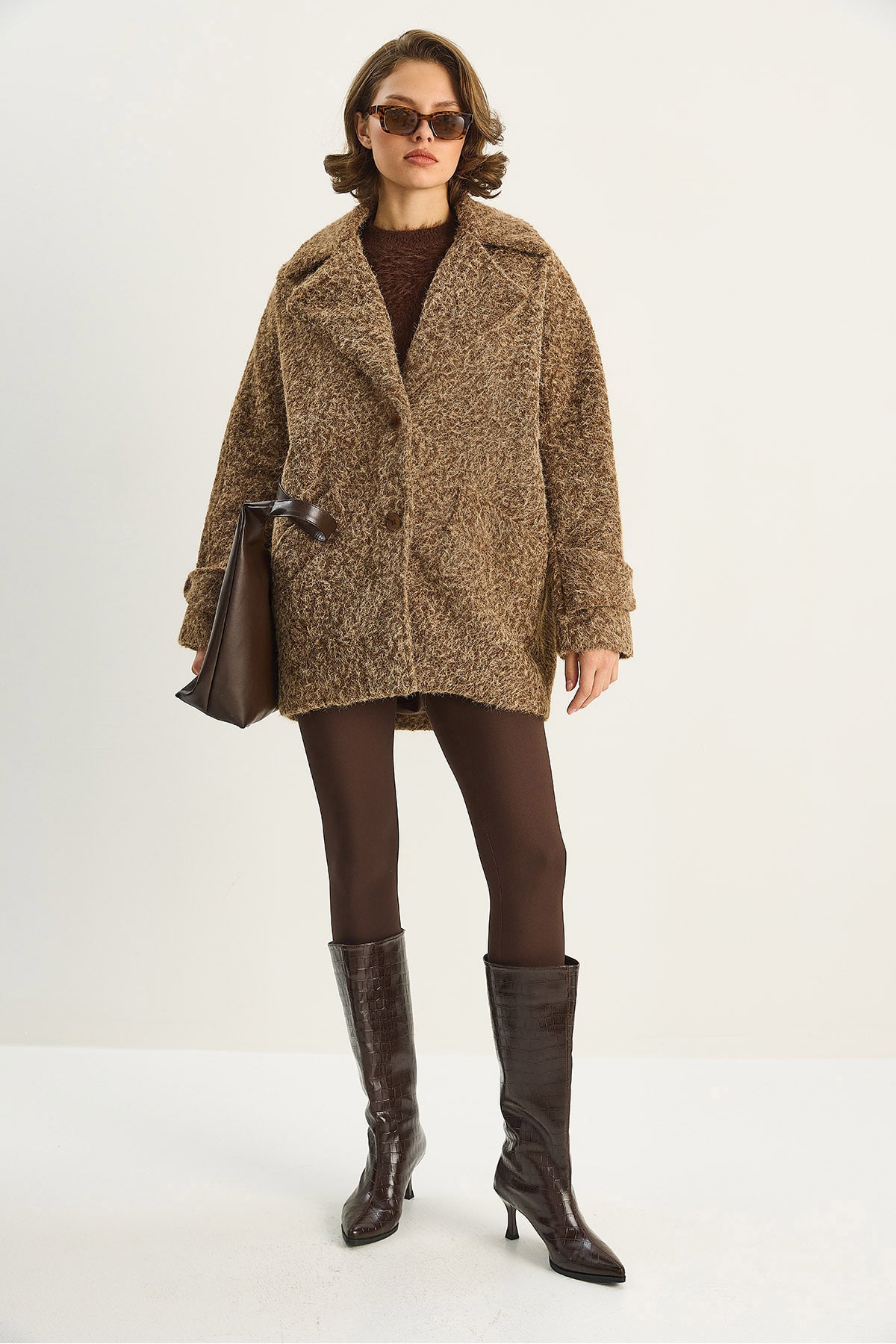 Women's Wide Collar Pocket Detailed Oversize Lined Boucle Cashew Coat 7033 60283735