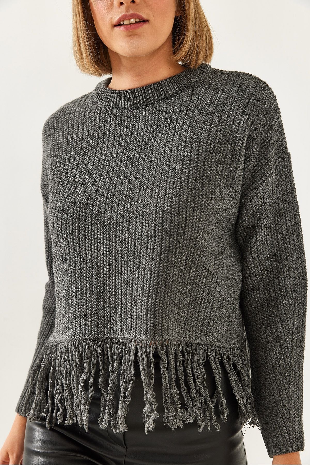 Women's Skirt Tips Tasseled Knitwear Sweater 85001019