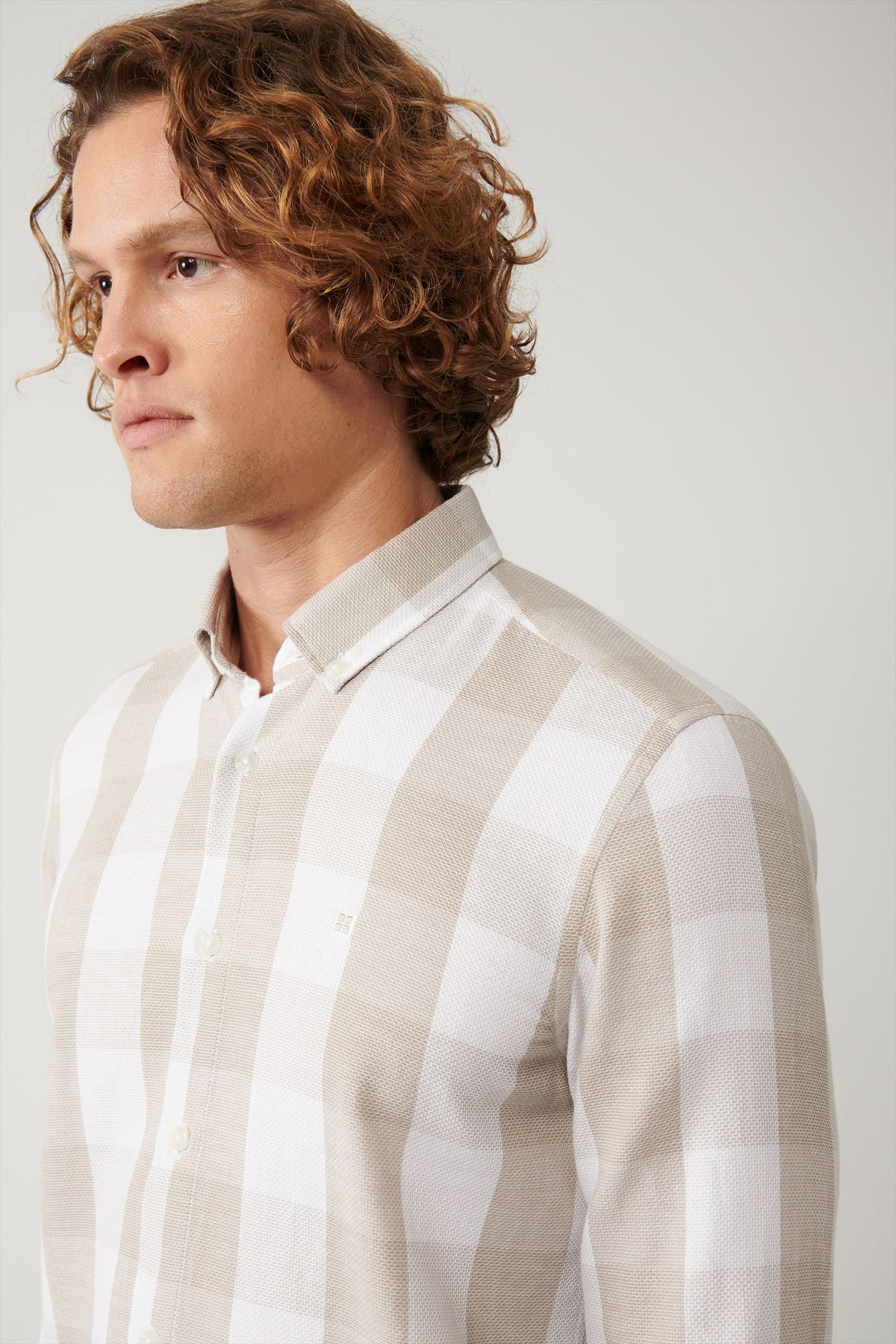 Men's beige 100 %cotton button collar cotton plaid textured shirt A41y2044