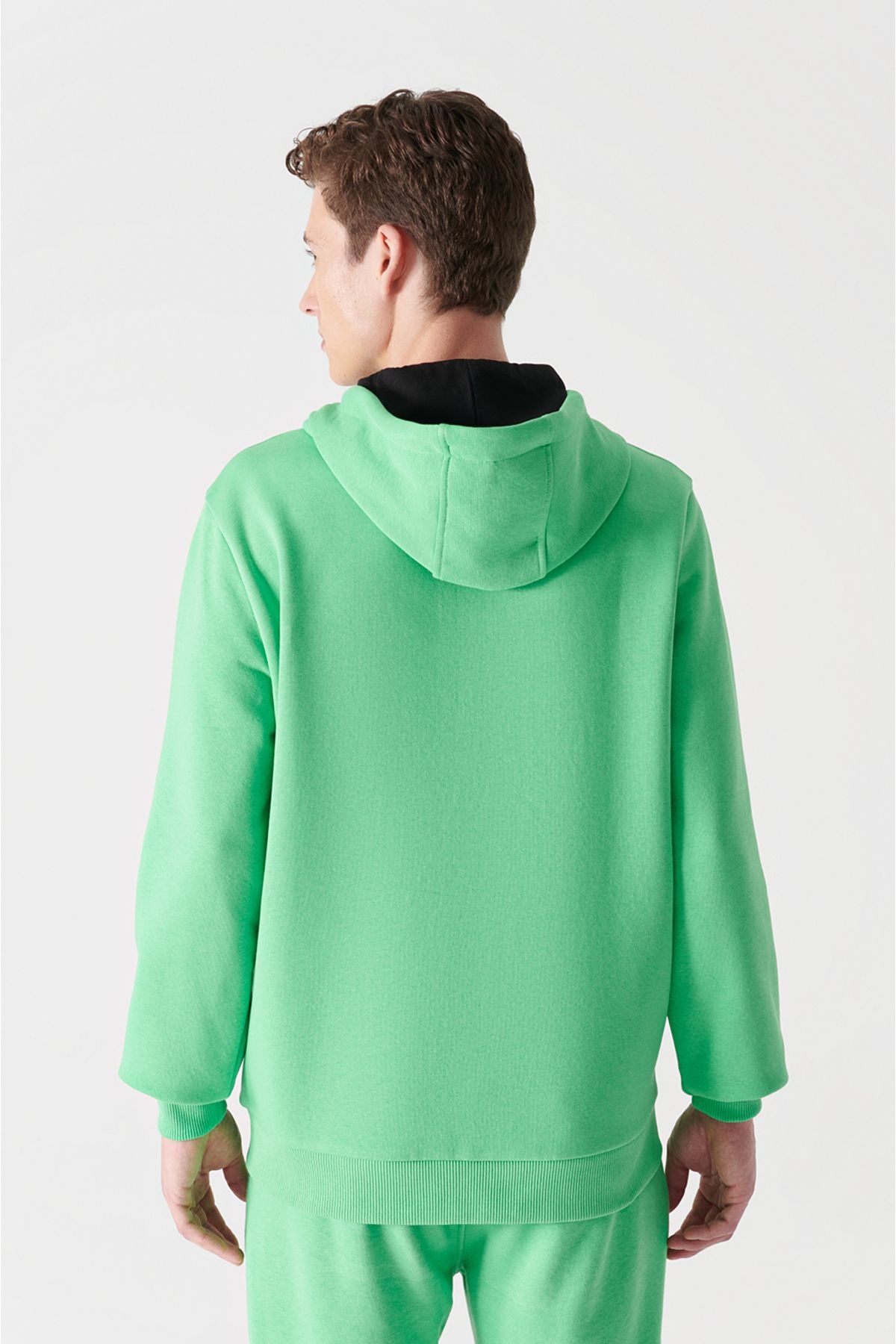 Erkek Neon Yeşil Kapüşonlu 3 Iplik Şardonlu Fermuarlı Sweatshirt E001019