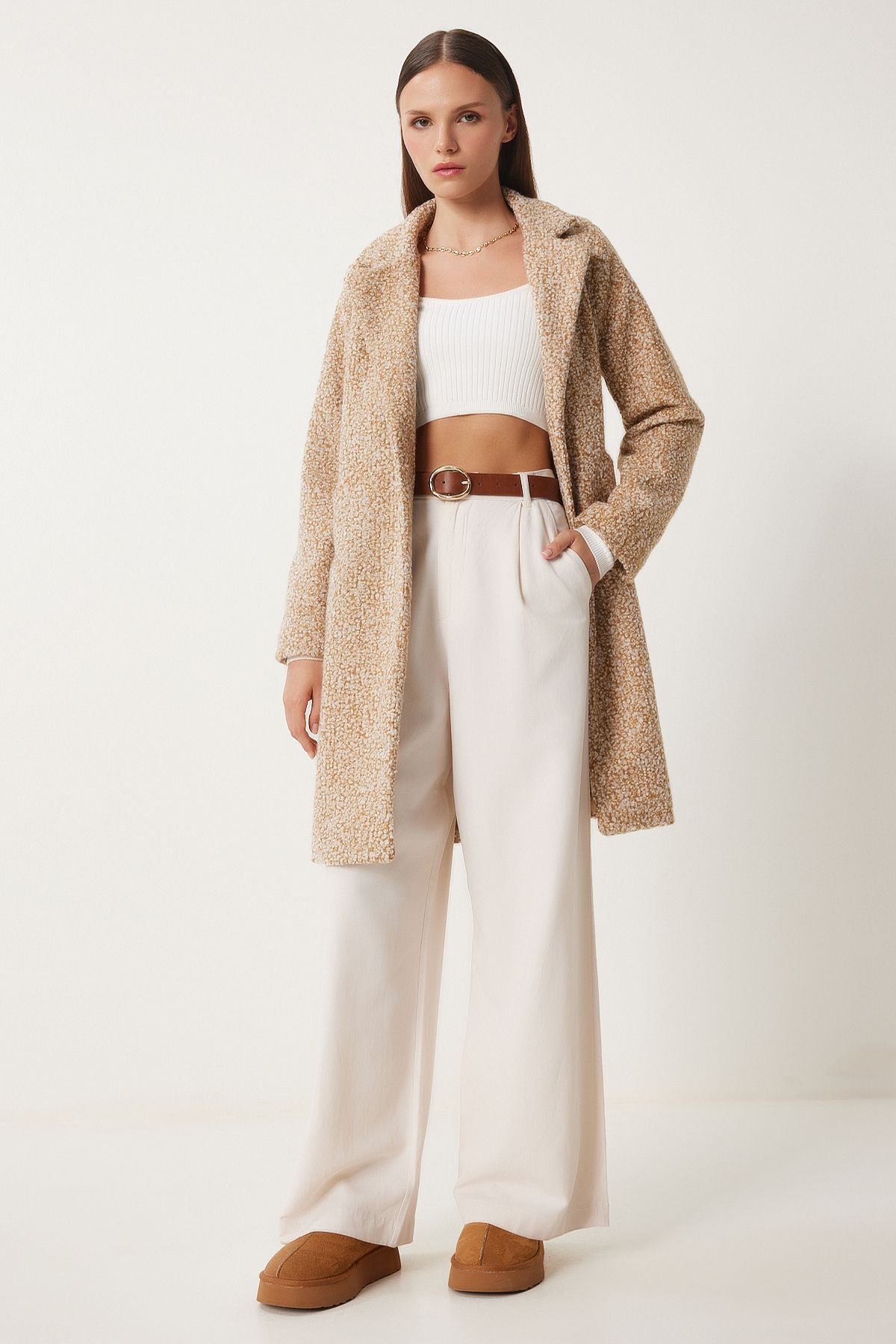 Female Biscuit Cruve Cruve Bouquet Coat DD01273