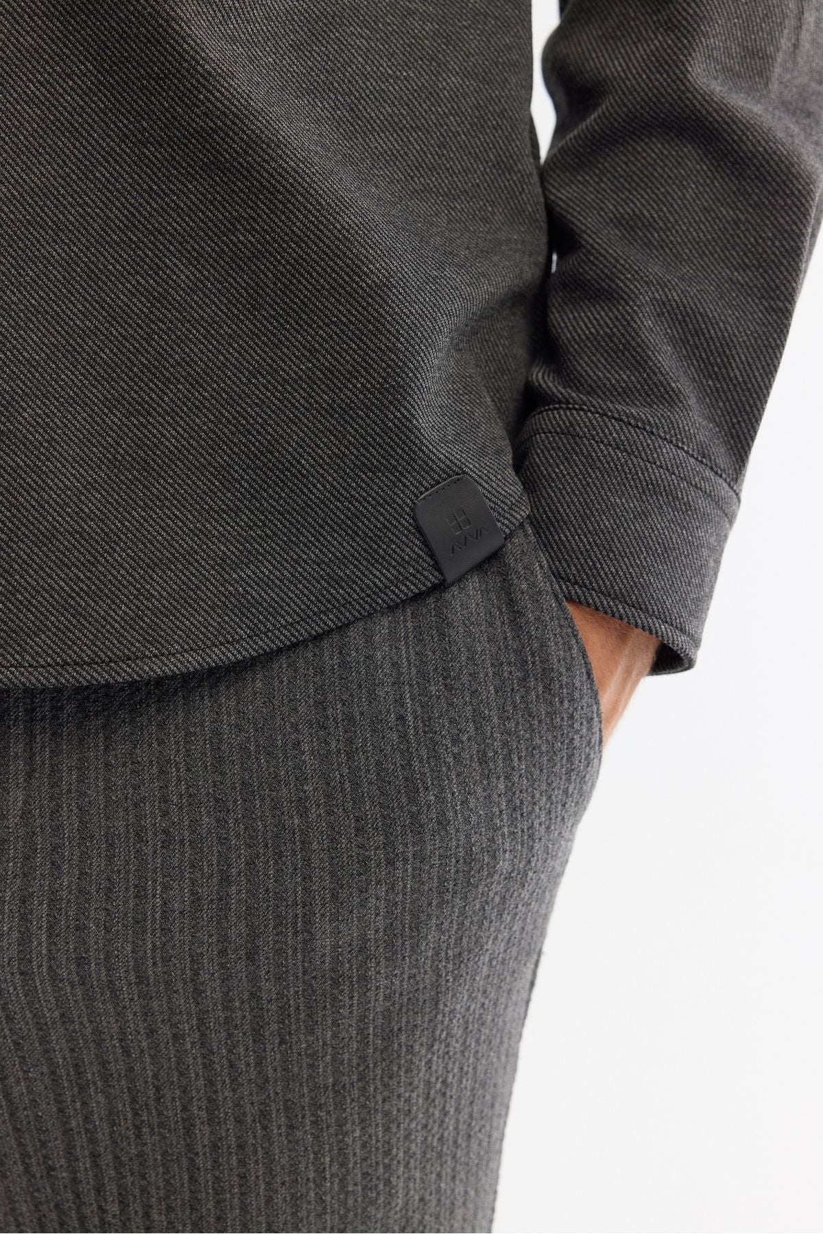 Men's anthracite buttoned collar diagonel shirt shirt A42Y2124
