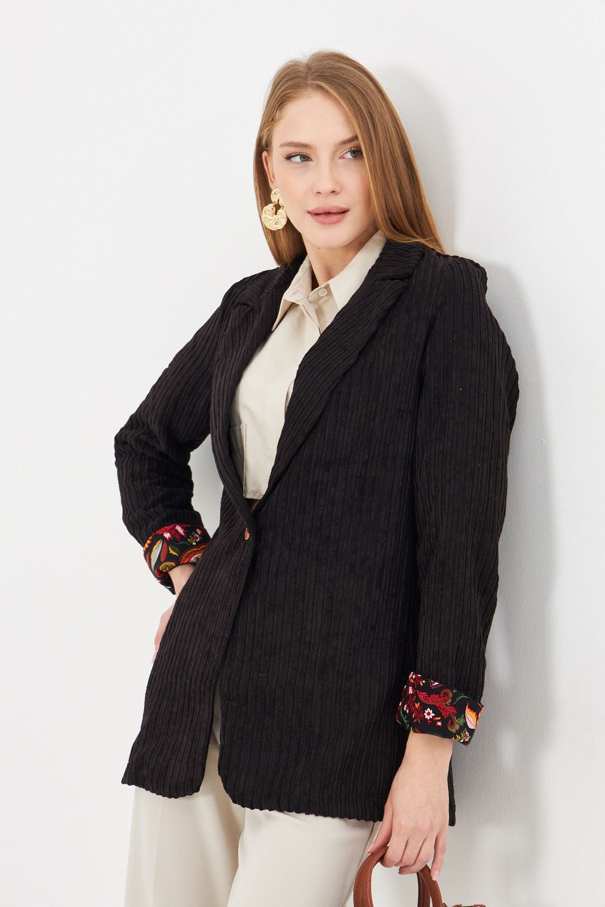 Female Black Sleeve Patterned Single button Velvet Jacket ARM-24K001056
