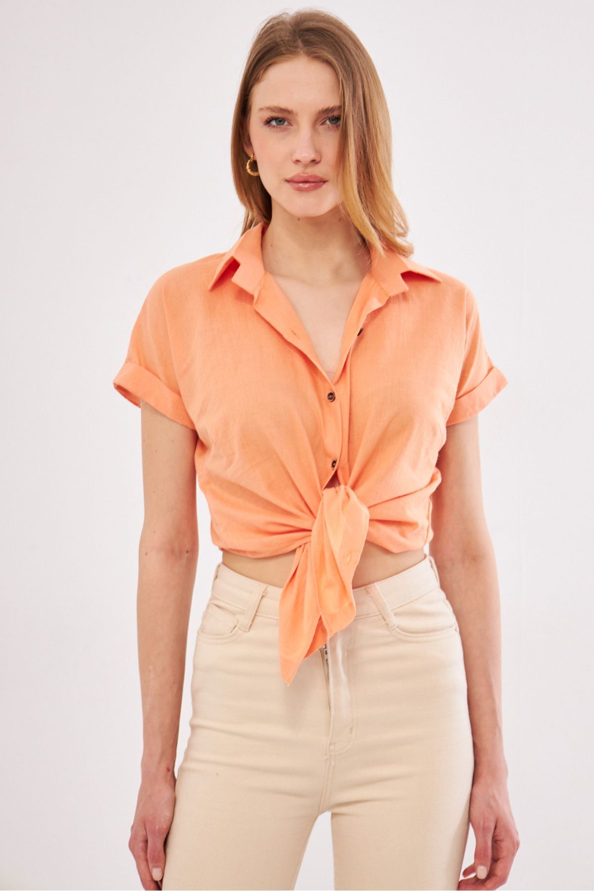 Woman Yavruağzı Short Sleeve Linen Shirt ARM-24Y001038